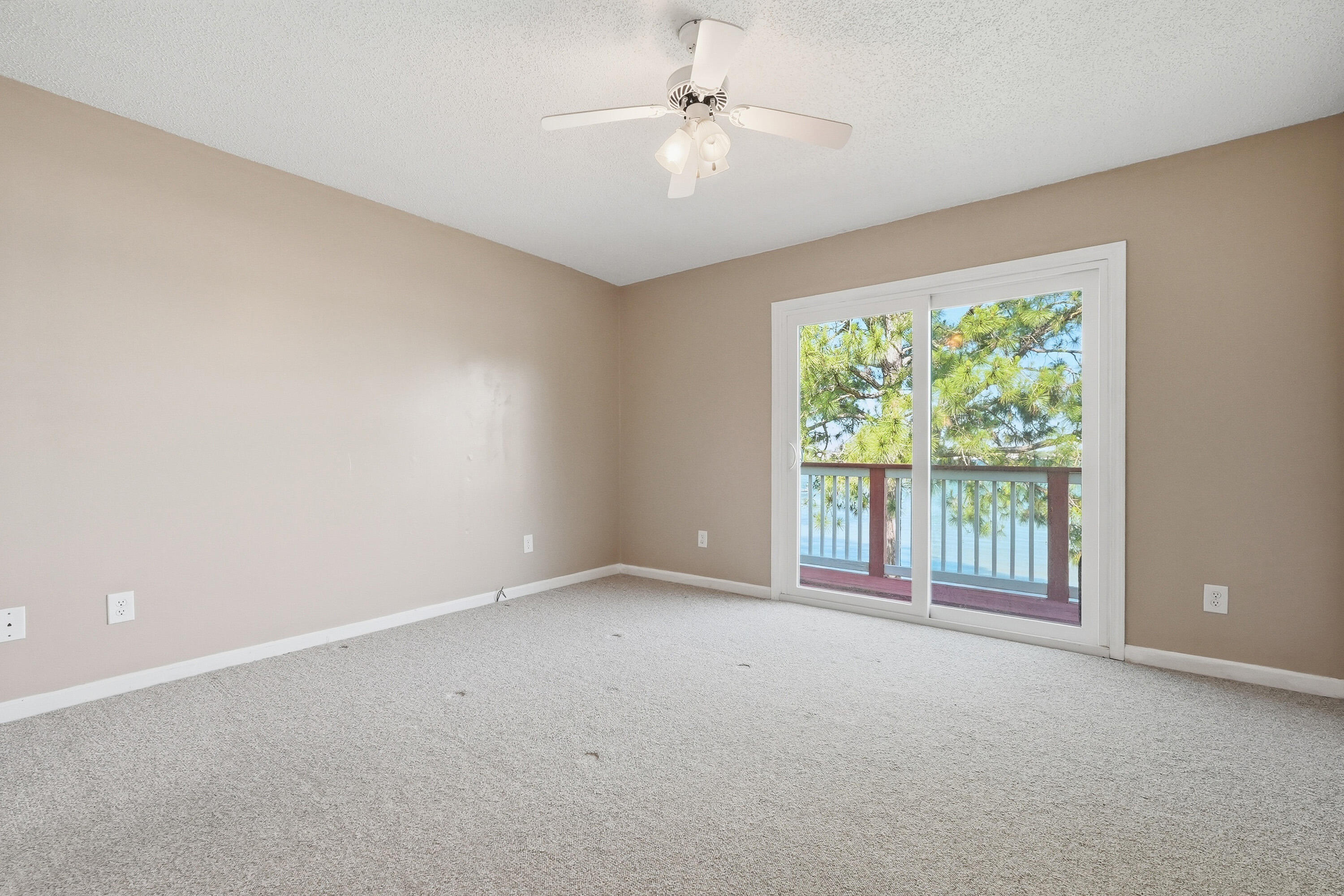 GARNIERS CAY T/H - Residential