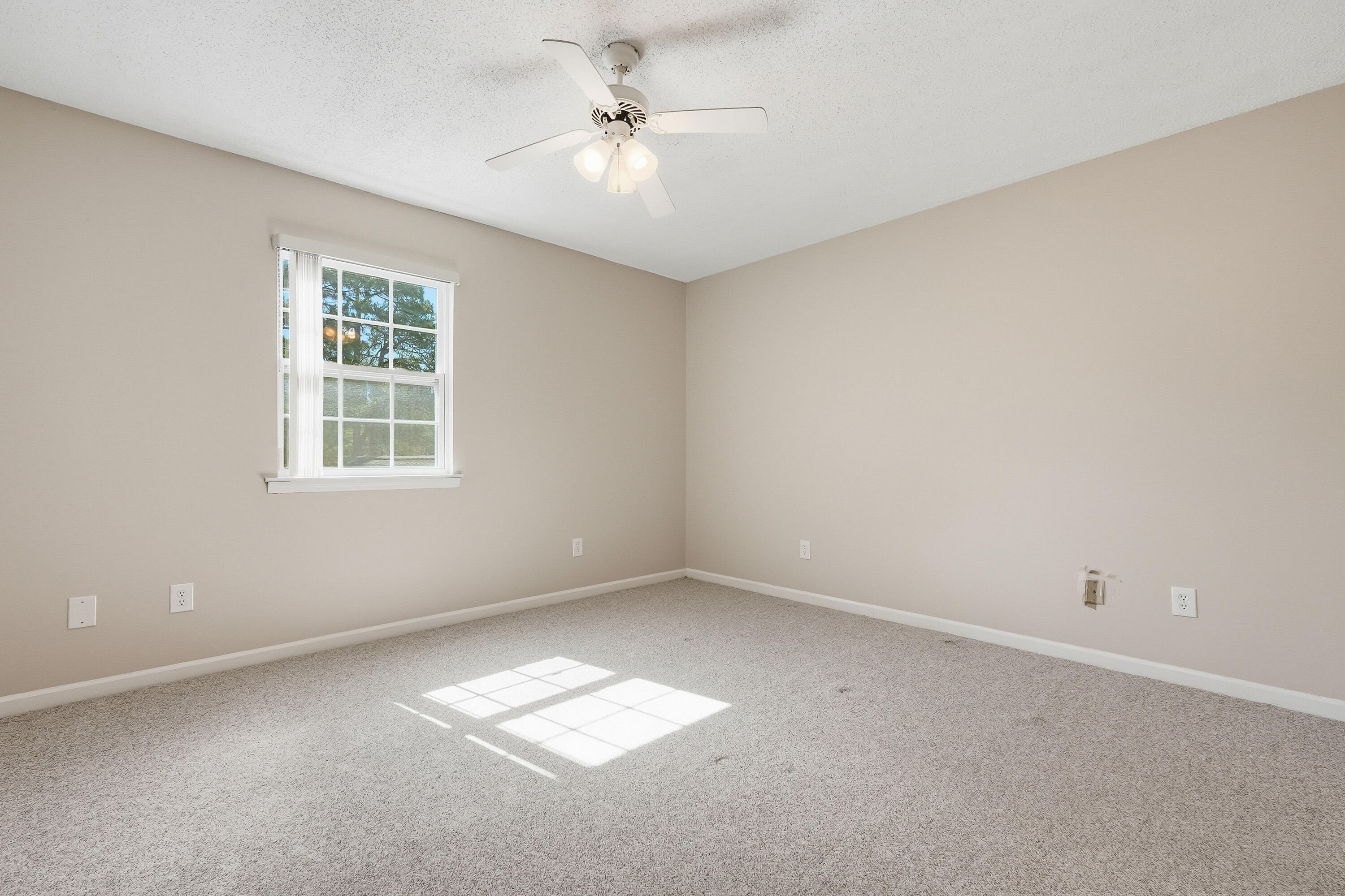 GARNIERS CAY T/H - Residential