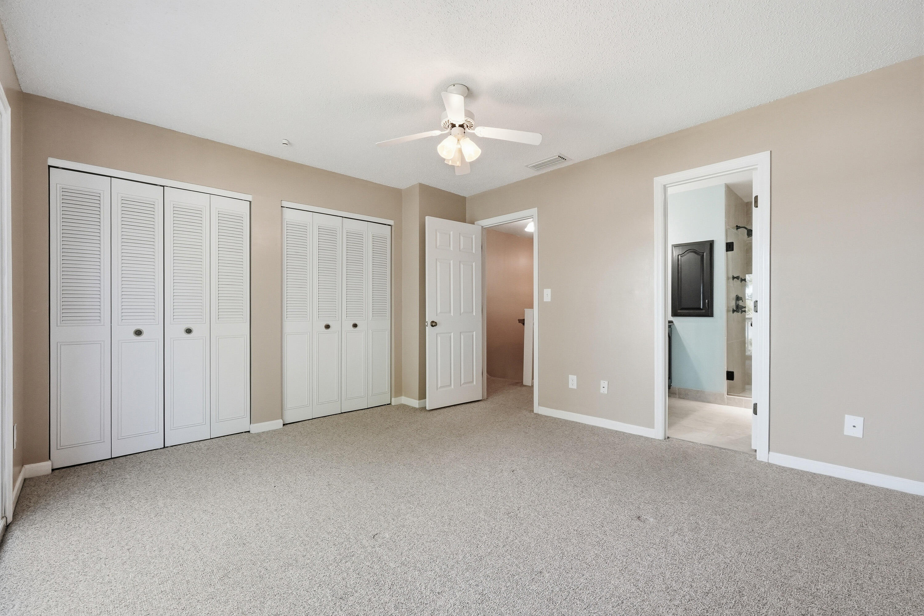 GARNIERS CAY T/H - Residential