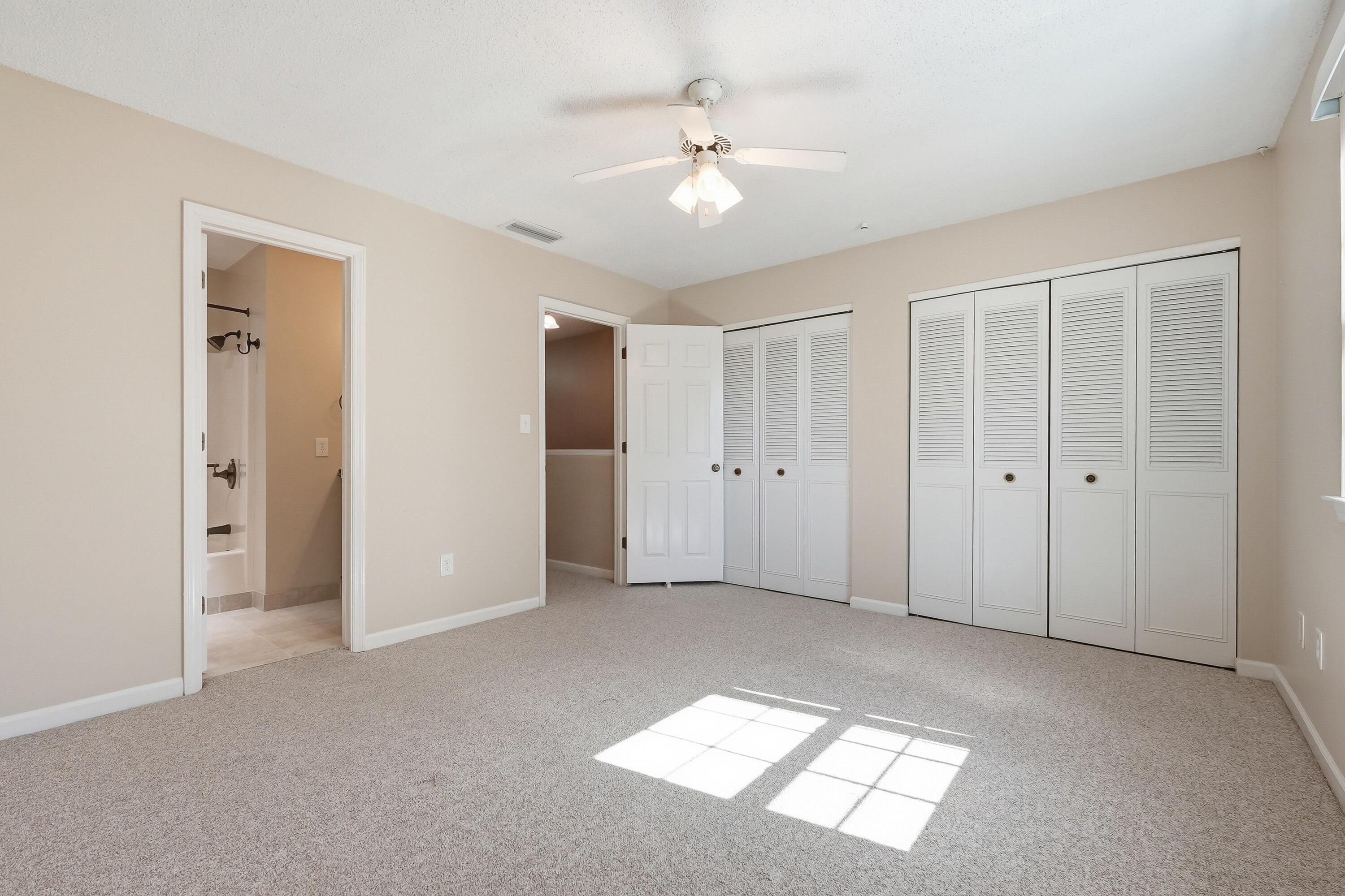 GARNIERS CAY T/H - Residential