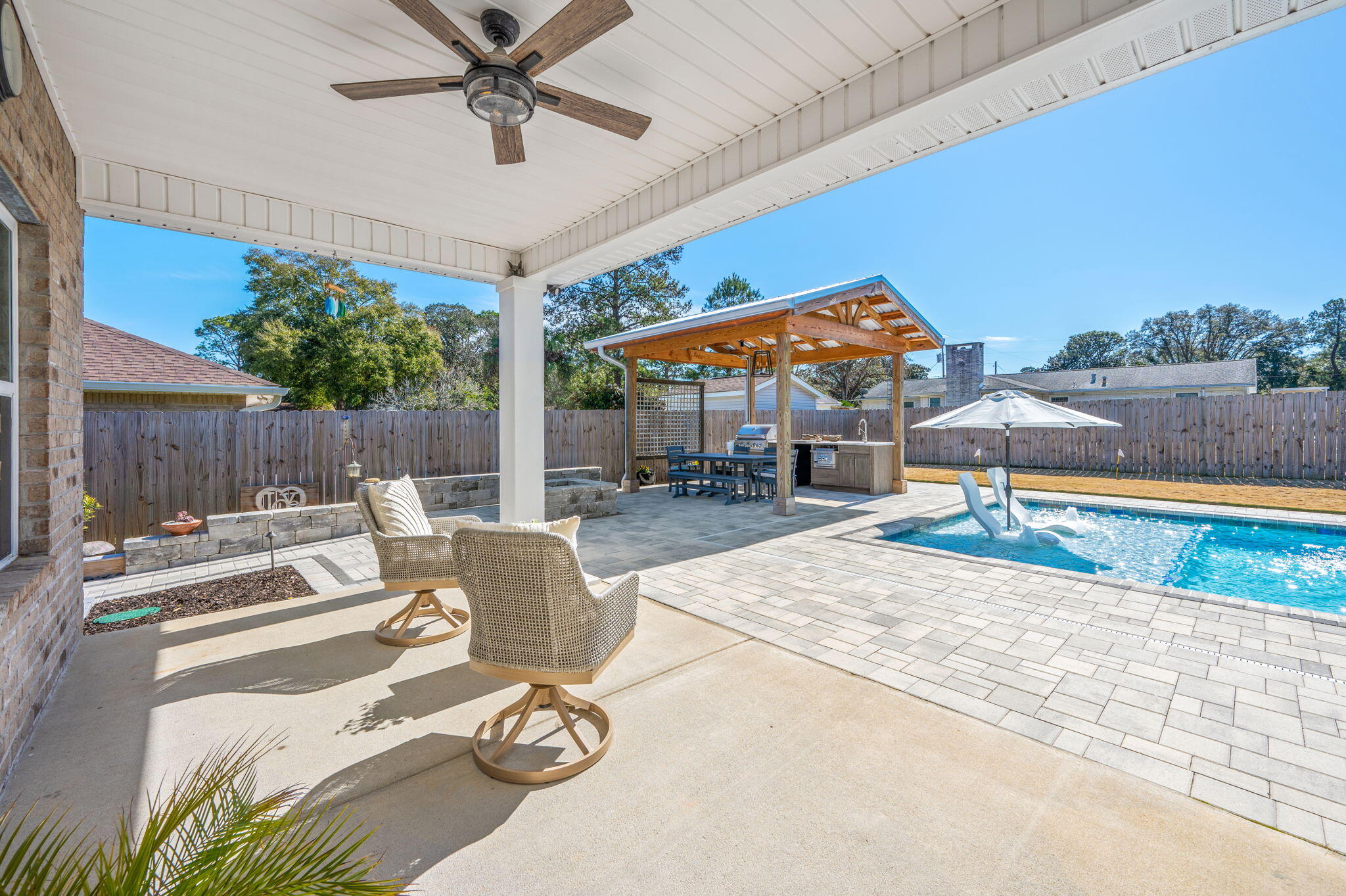POQUITO BAYOU - Residential