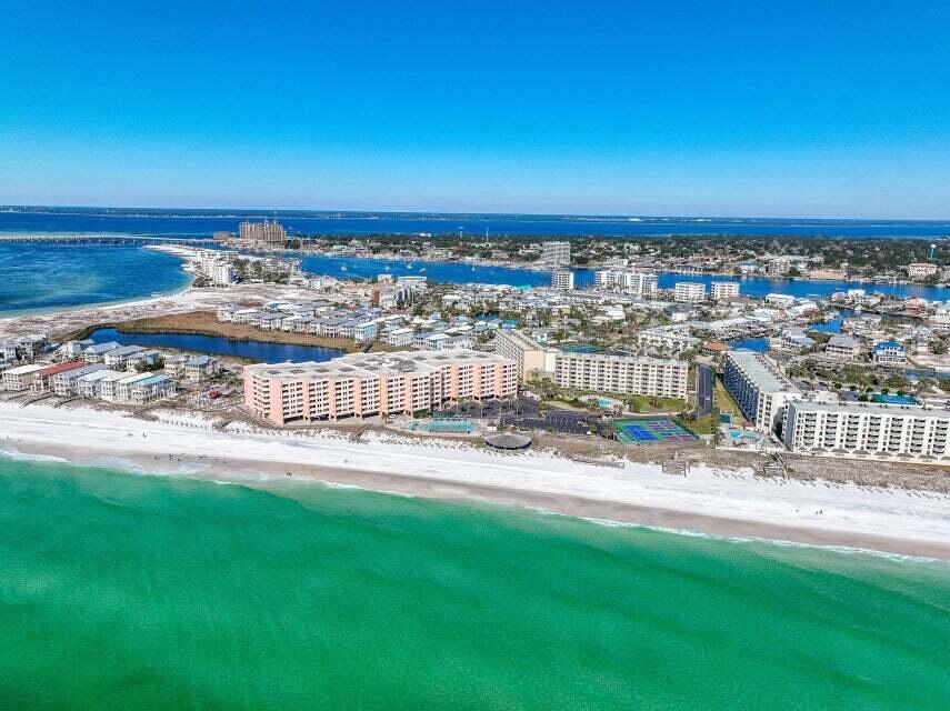 ISLANDER CONDO PH 2 - Residential