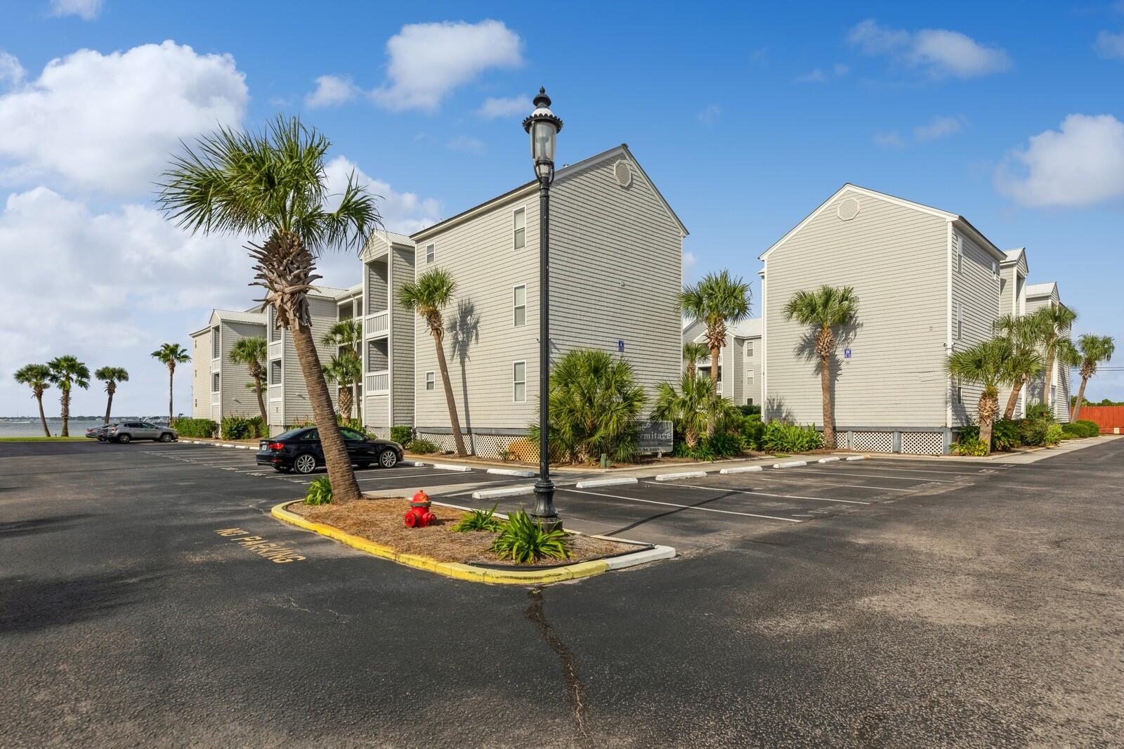 HERMITAGE CONDOMINIUM - Residential