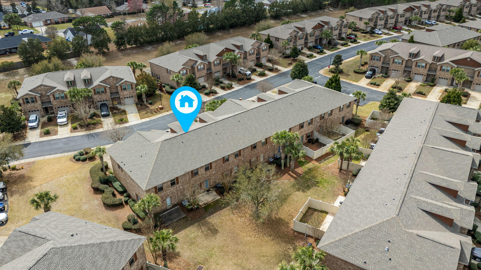 RESERVE POINTE - Residential