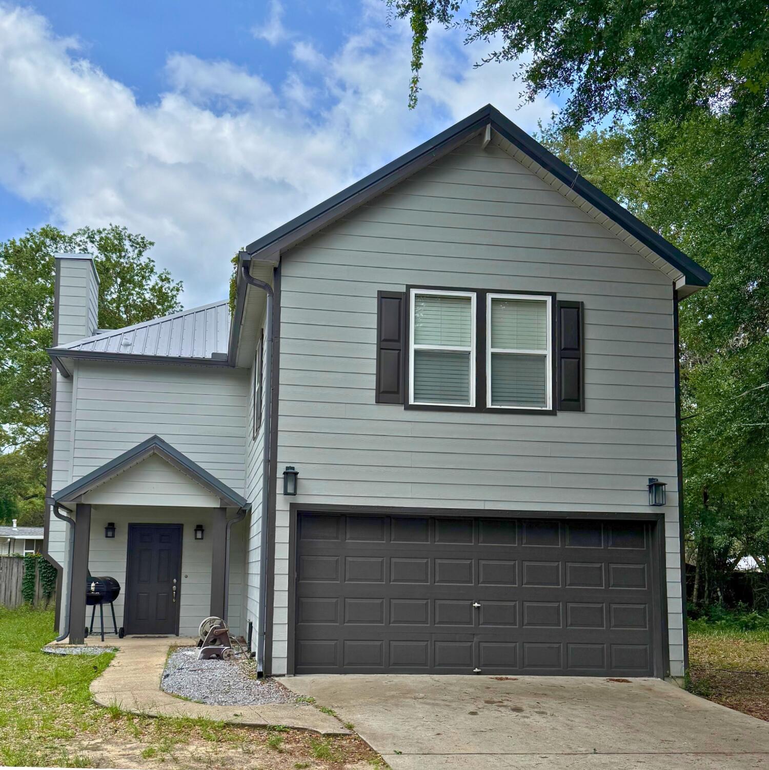 MONAHAN MANOR - Residential Lease