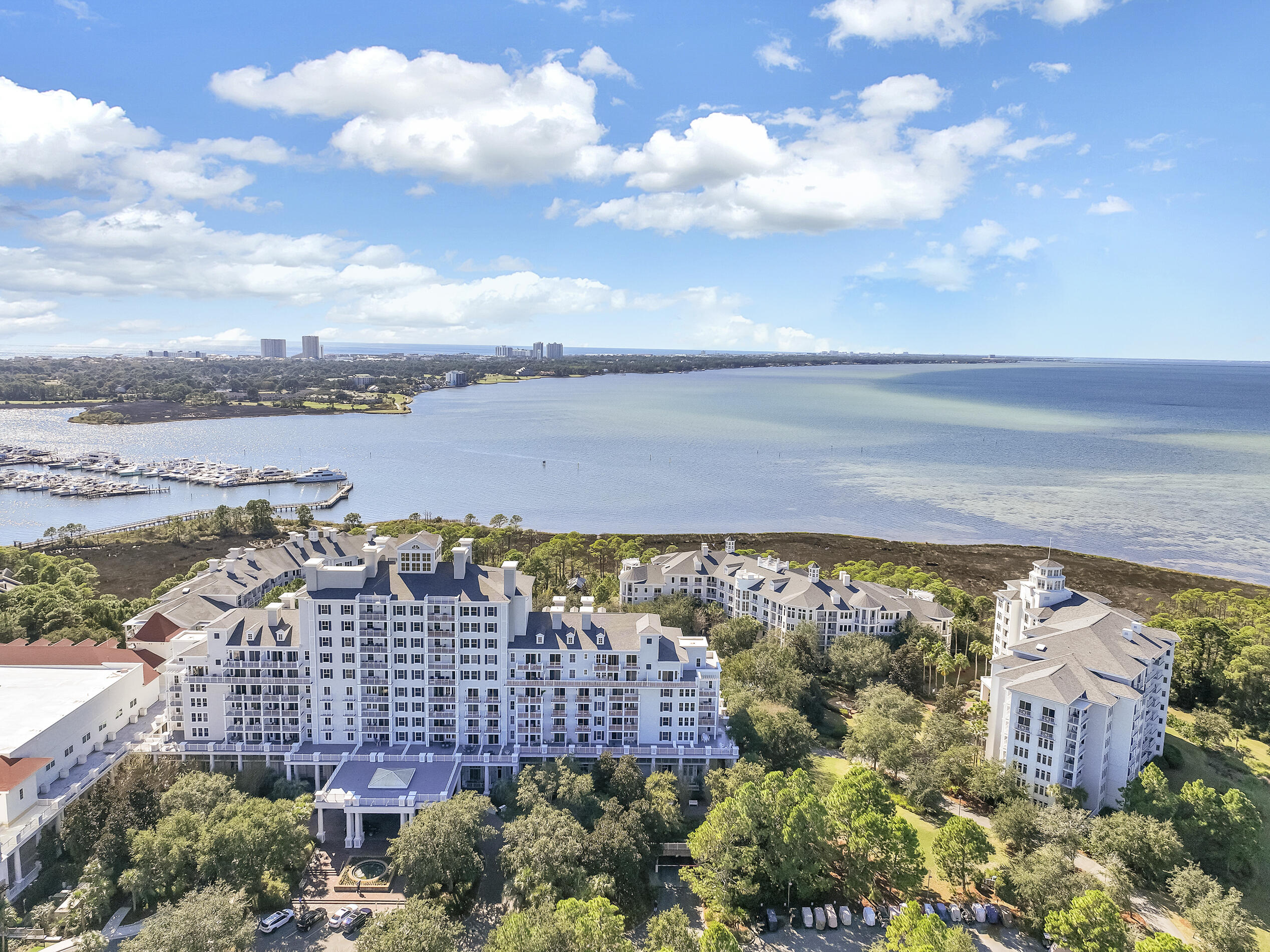 GRAND SANDESTIN THE - Residential
