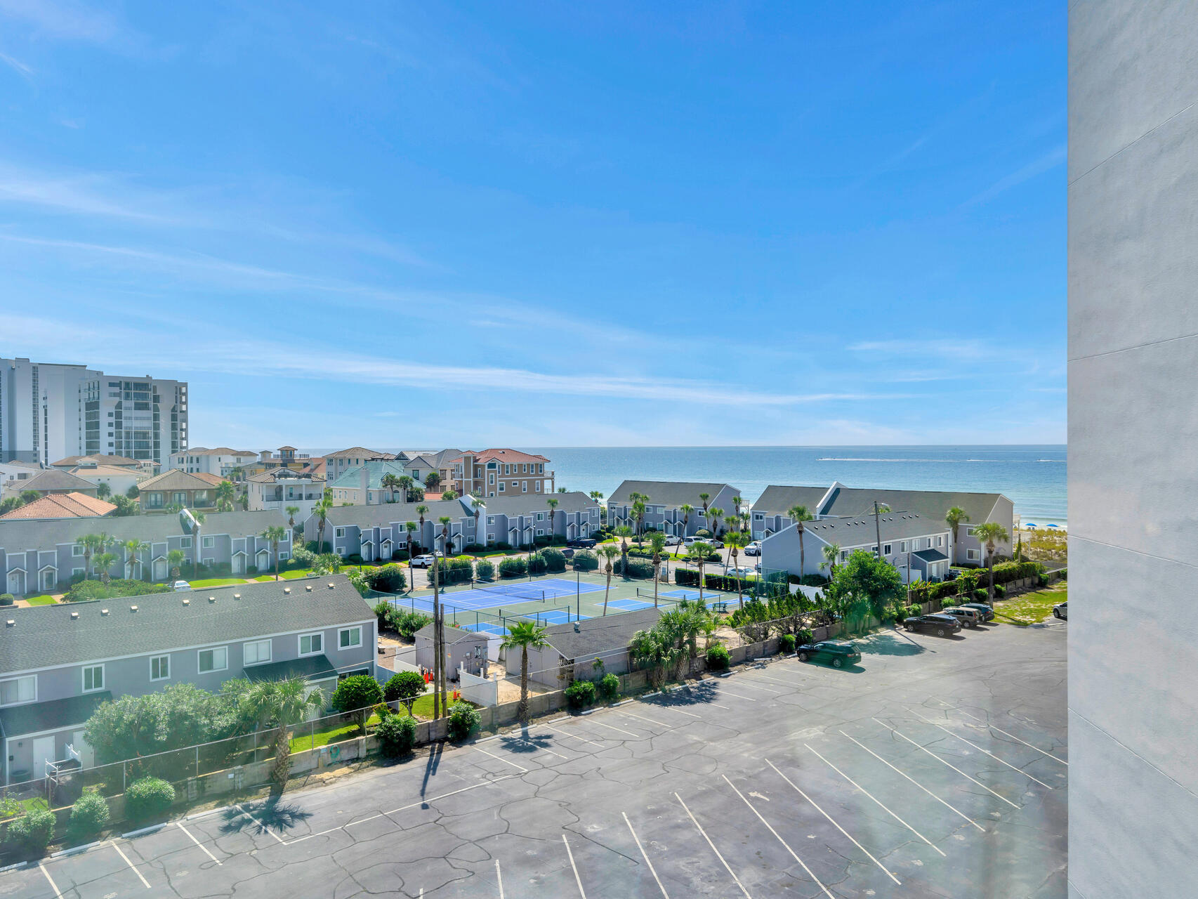 SHORELINE TOWERS 3 - Residential