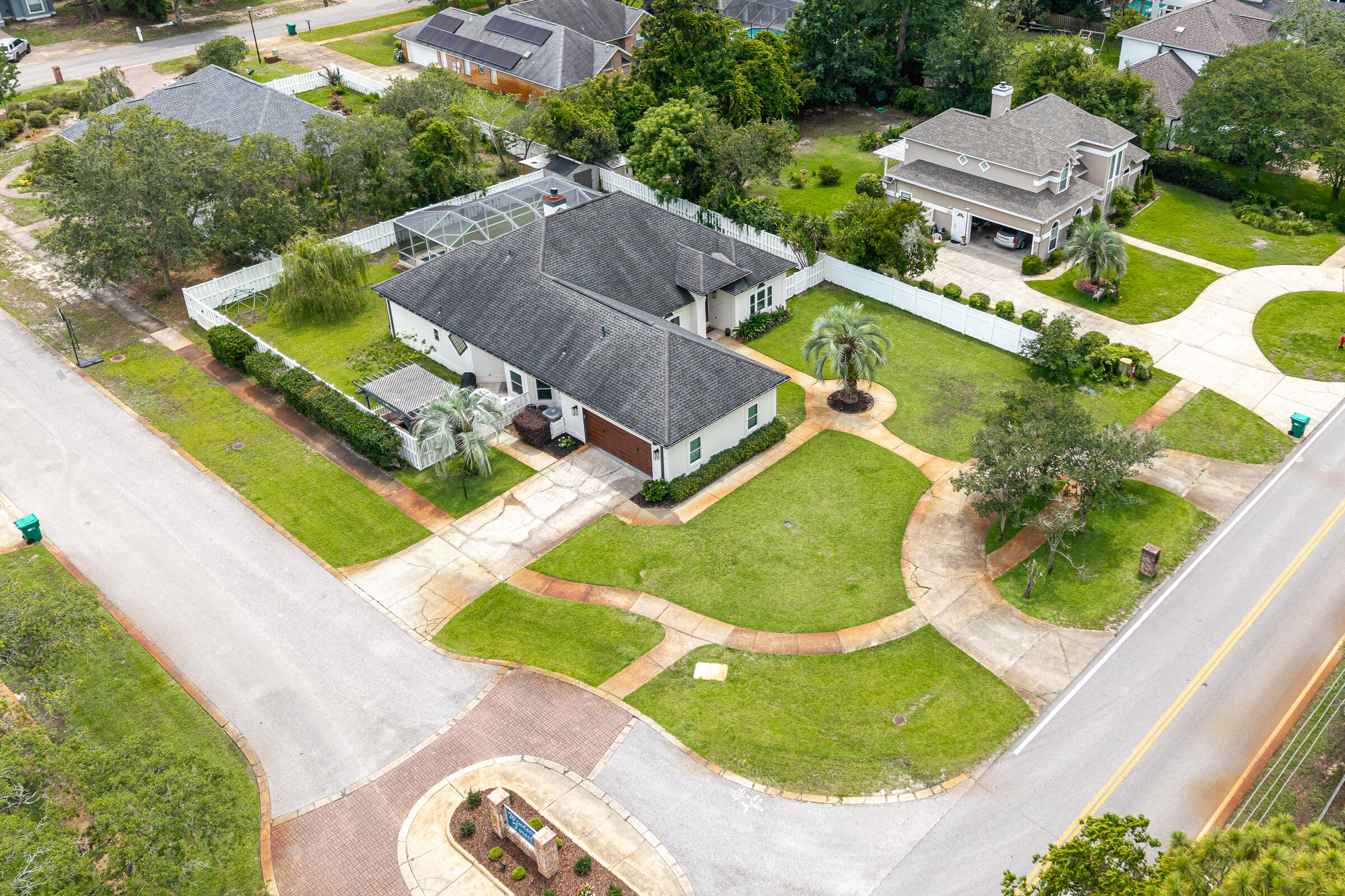 WINDSOR FOREST - Residential