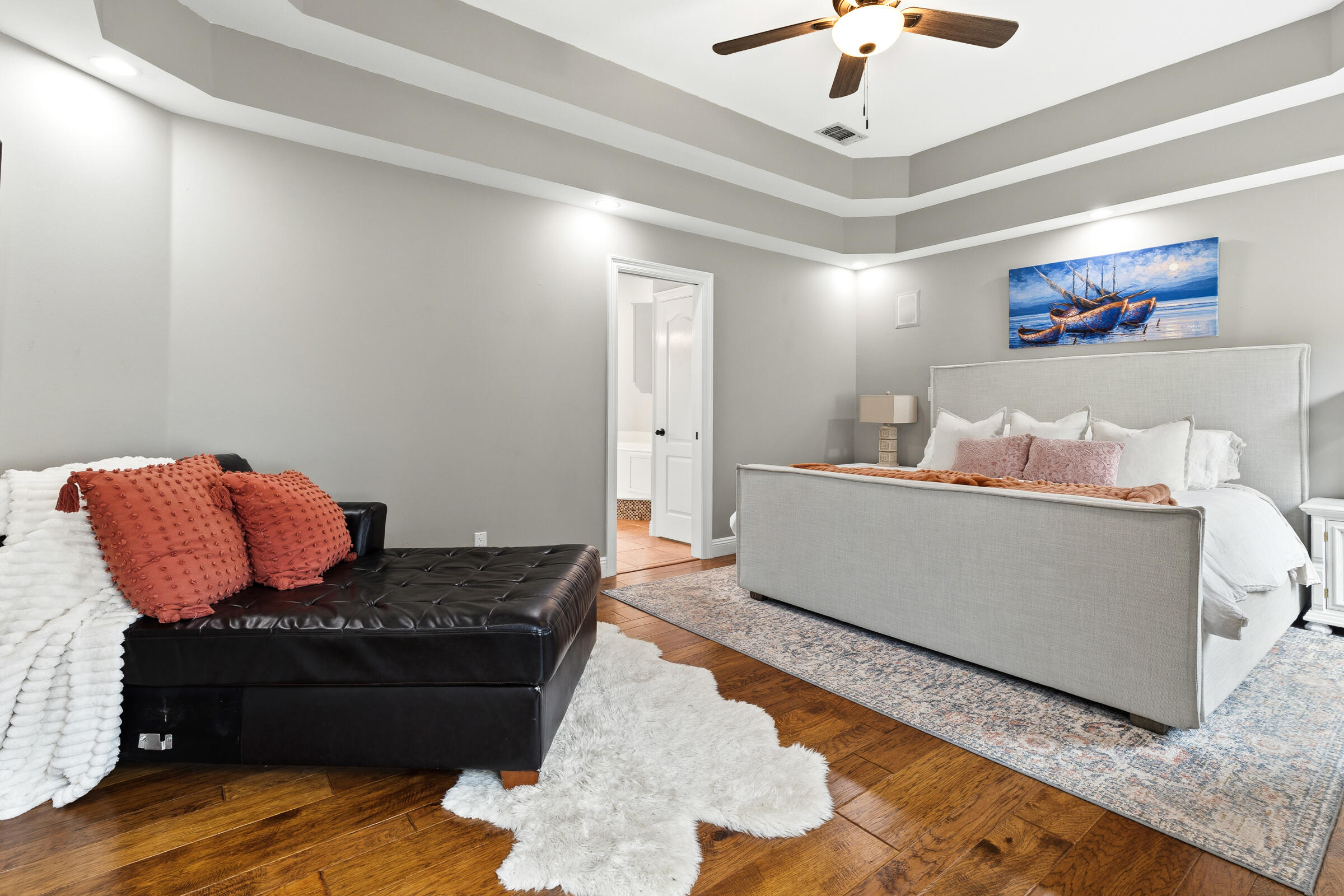WINDSOR FOREST - Residential