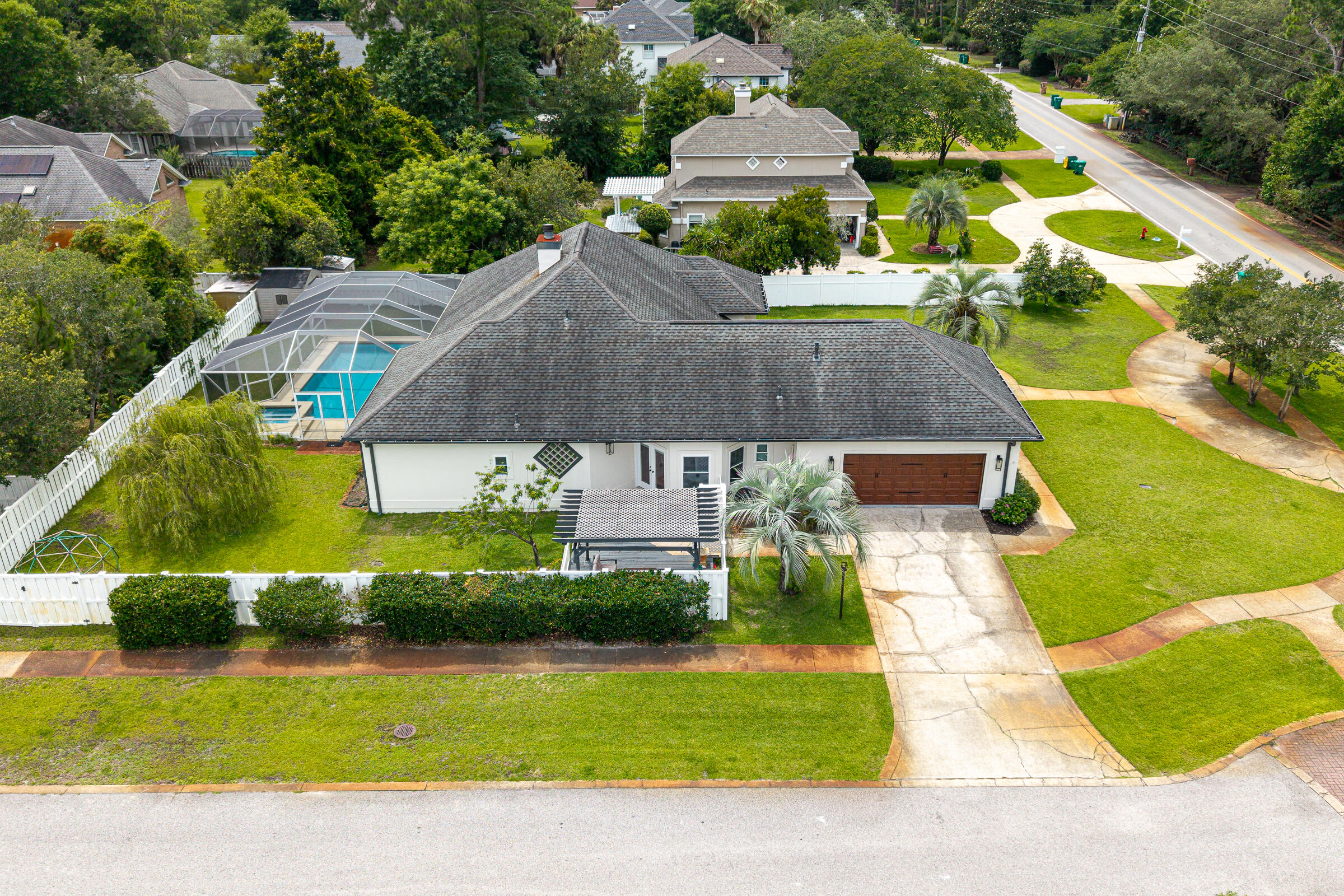 WINDSOR FOREST - Residential