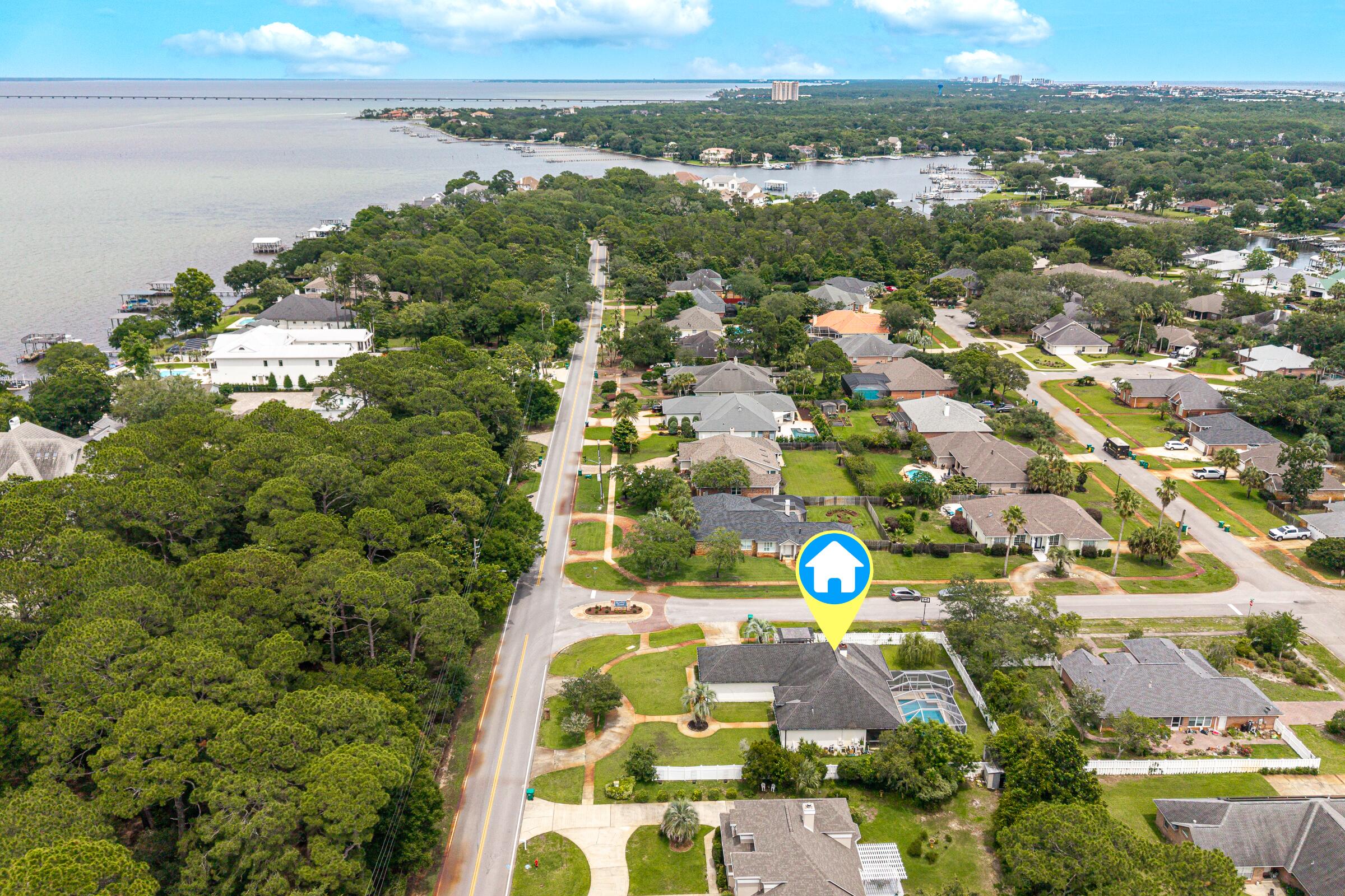 WINDSOR FOREST - Residential