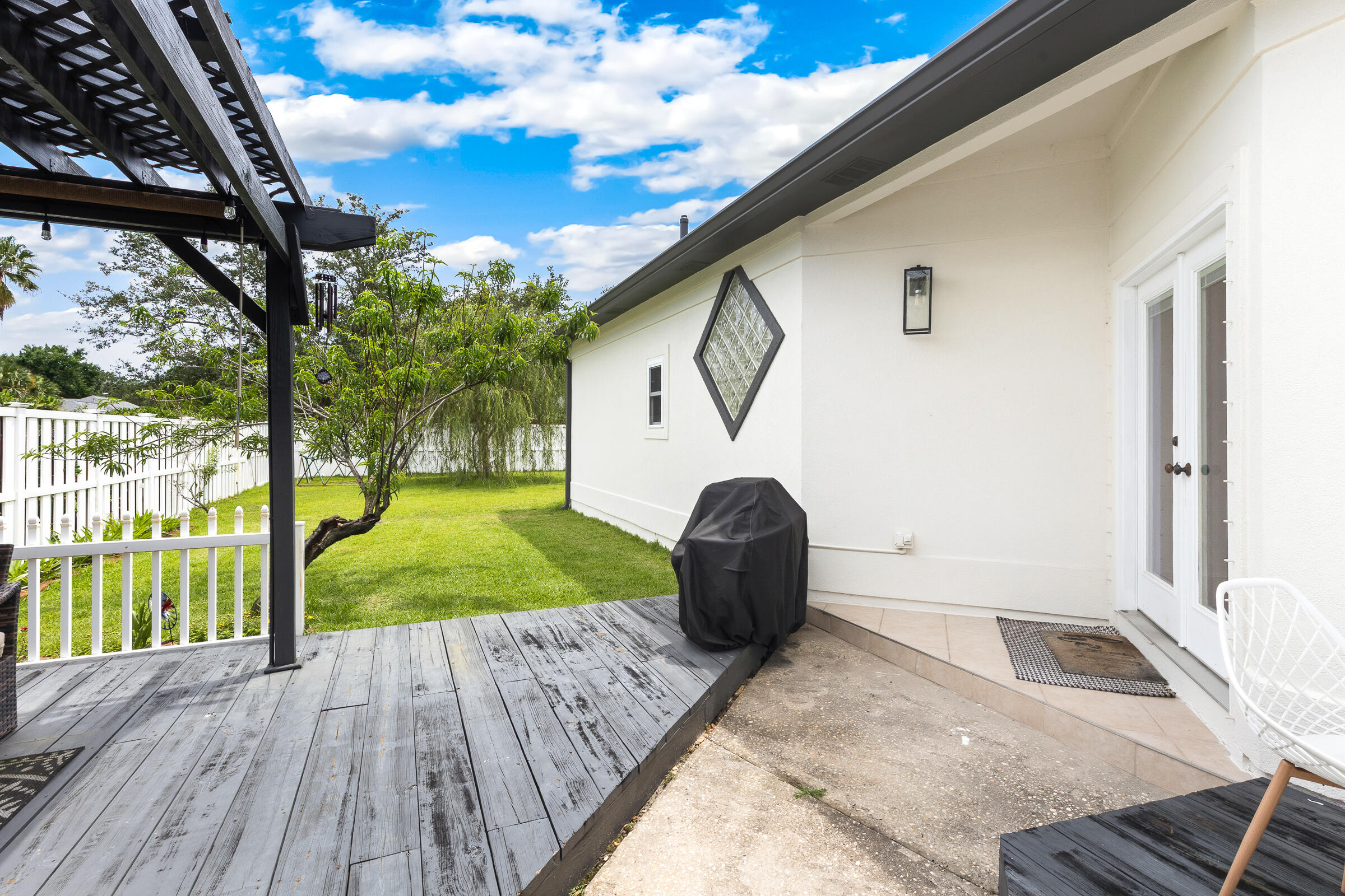 WINDSOR FOREST - Residential