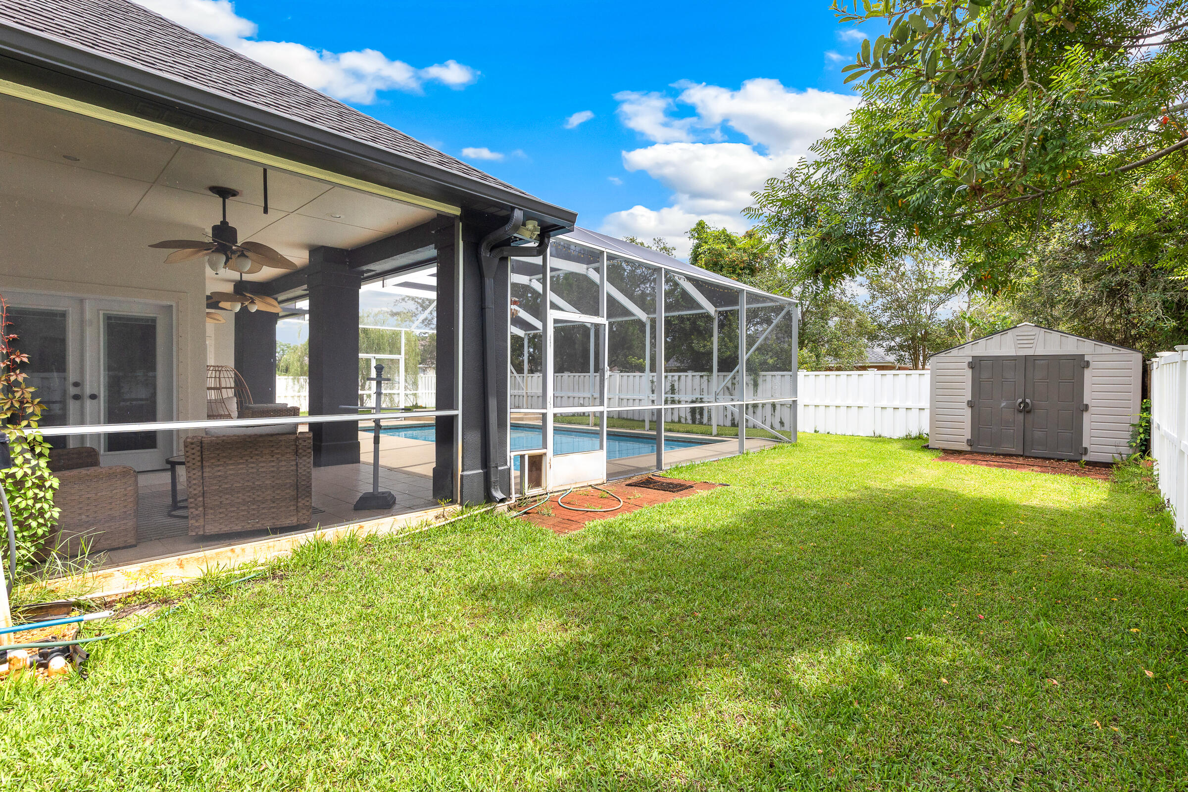 WINDSOR FOREST - Residential