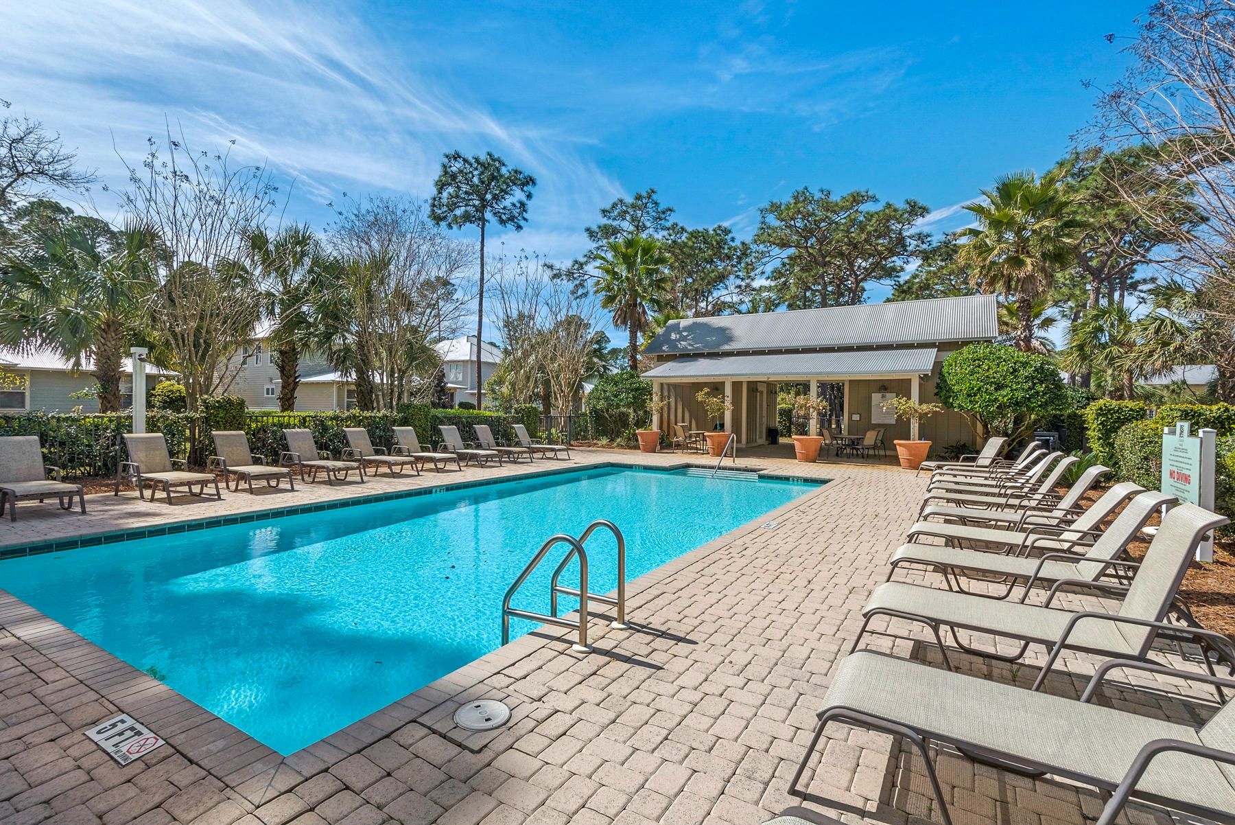 CARSON OAKS - Residential Lease