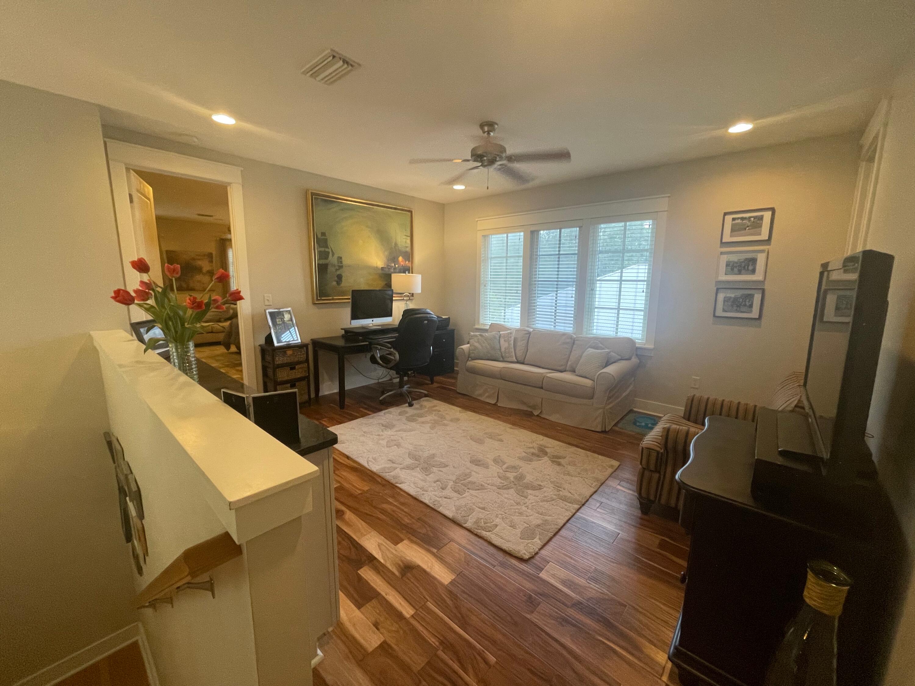 CARSON OAKS - Residential Lease