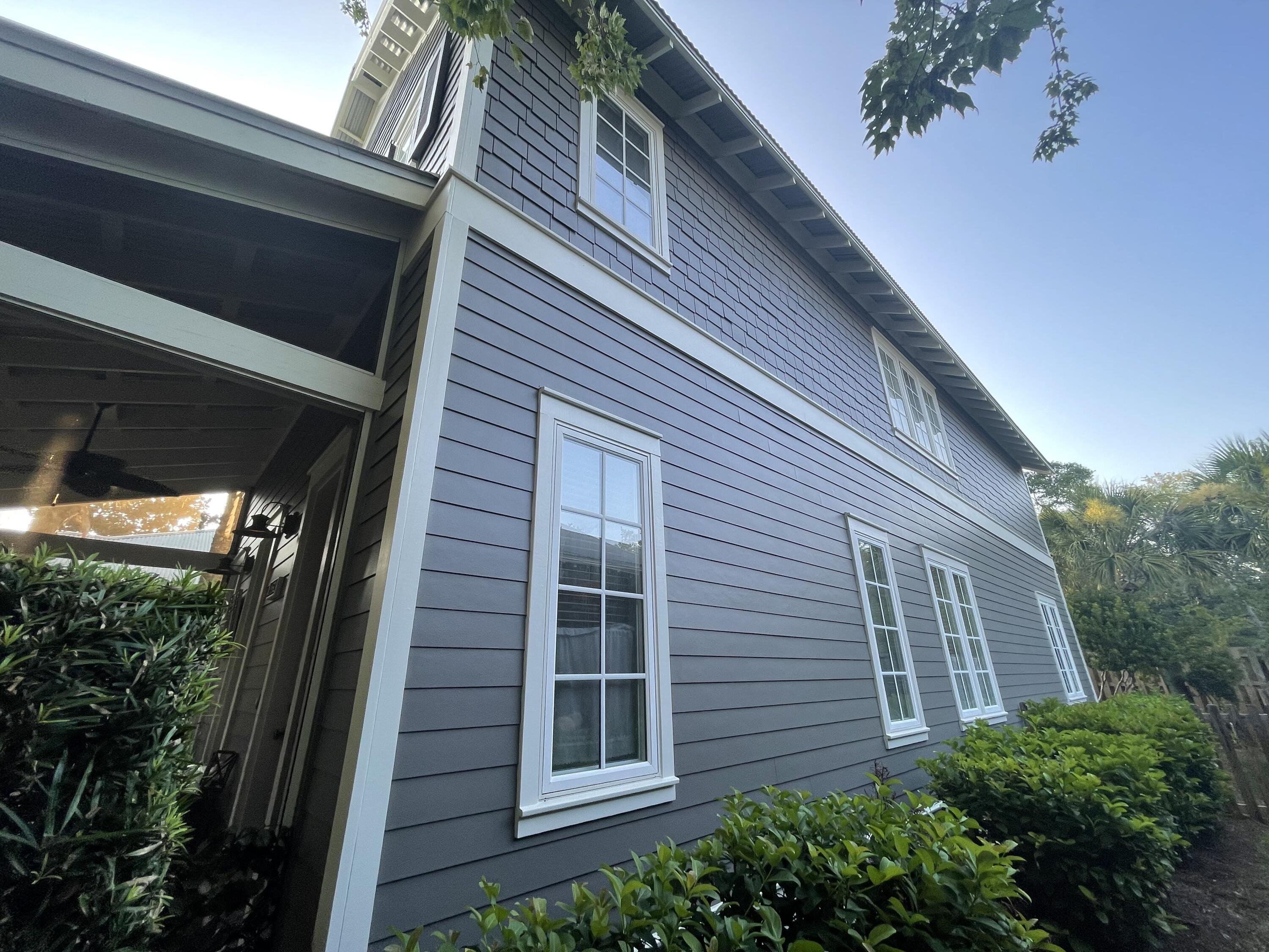 CARSON OAKS - Residential Lease