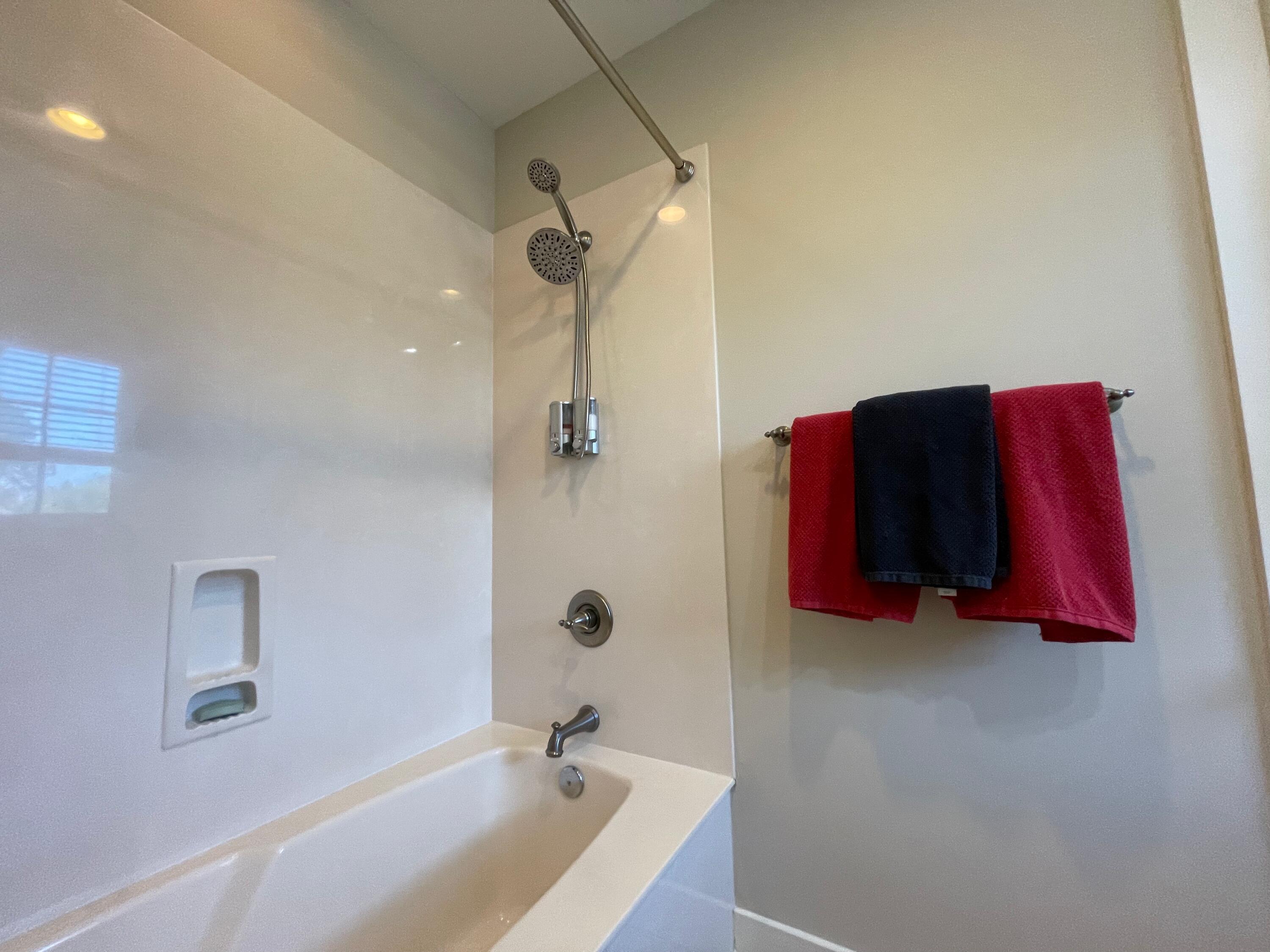 CARSON OAKS - Residential Lease