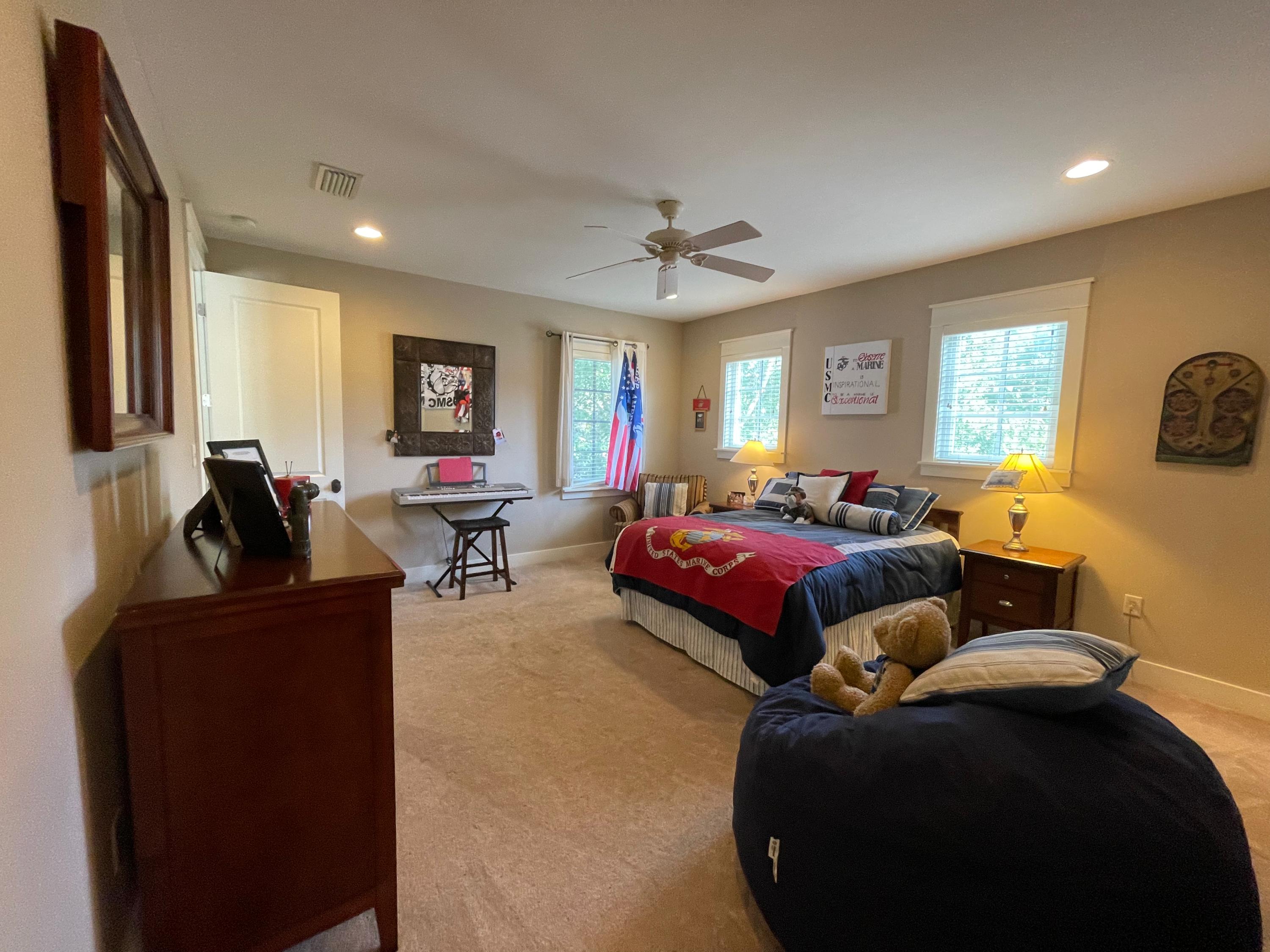 CARSON OAKS - Residential Lease