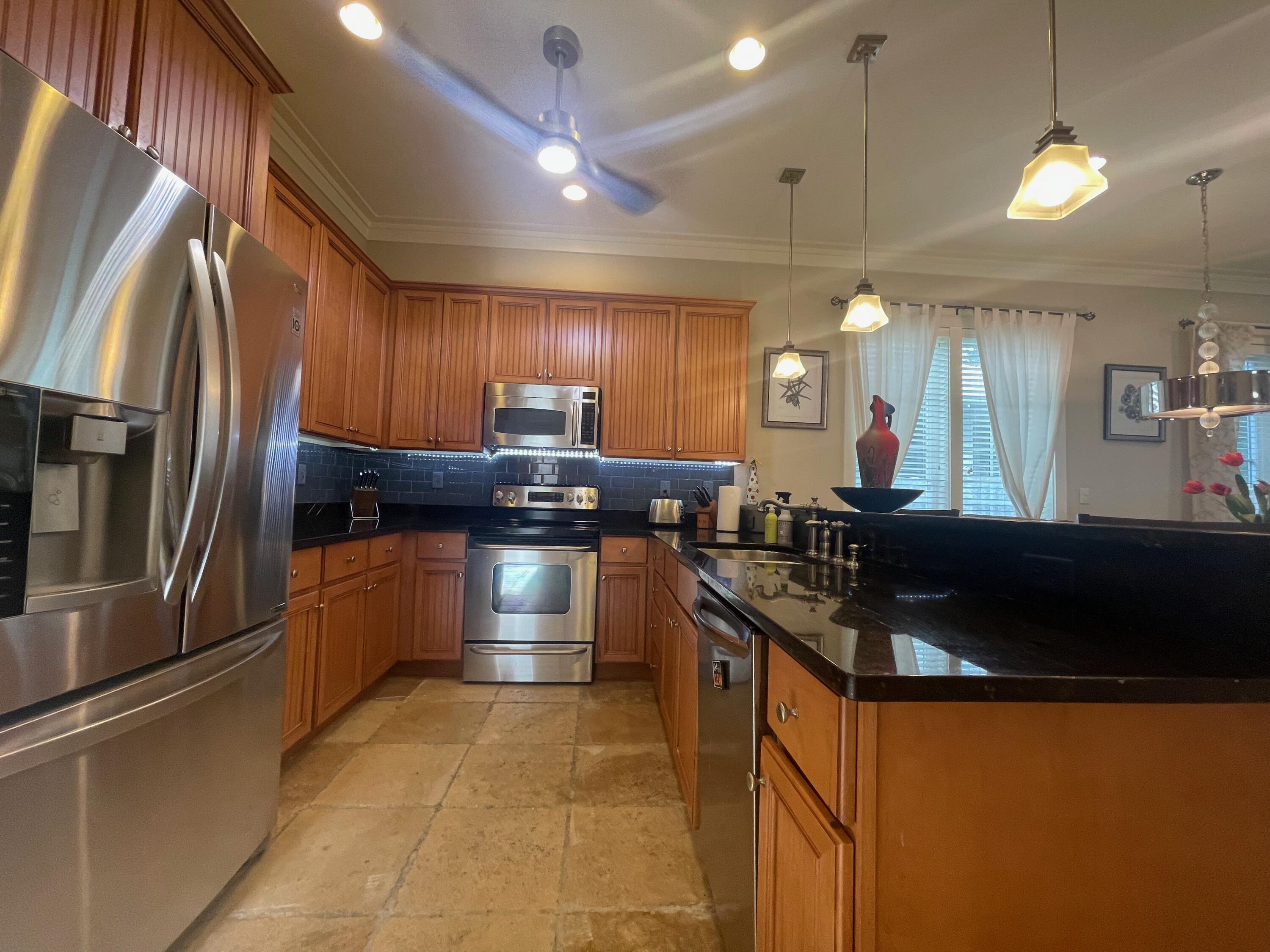 CARSON OAKS - Residential Lease