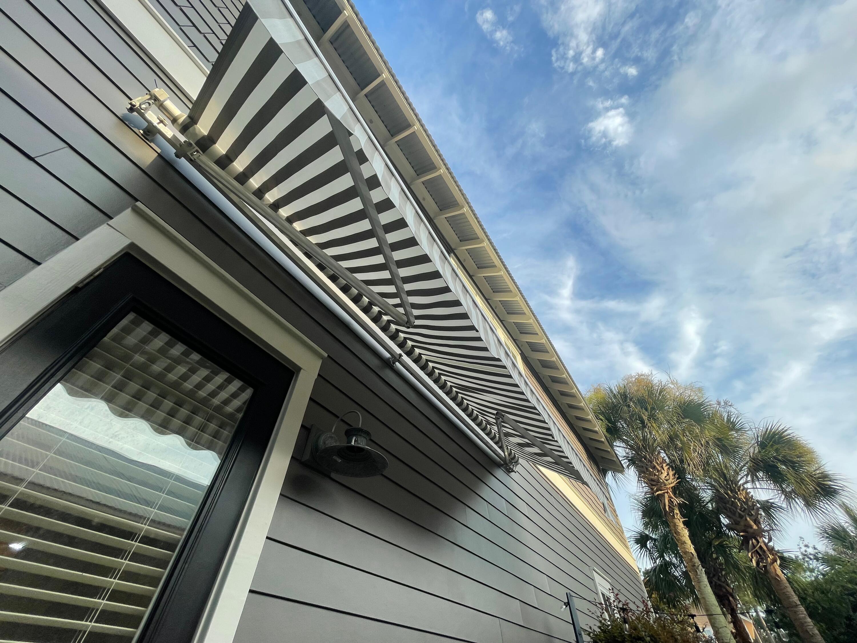 CARSON OAKS - Residential Lease