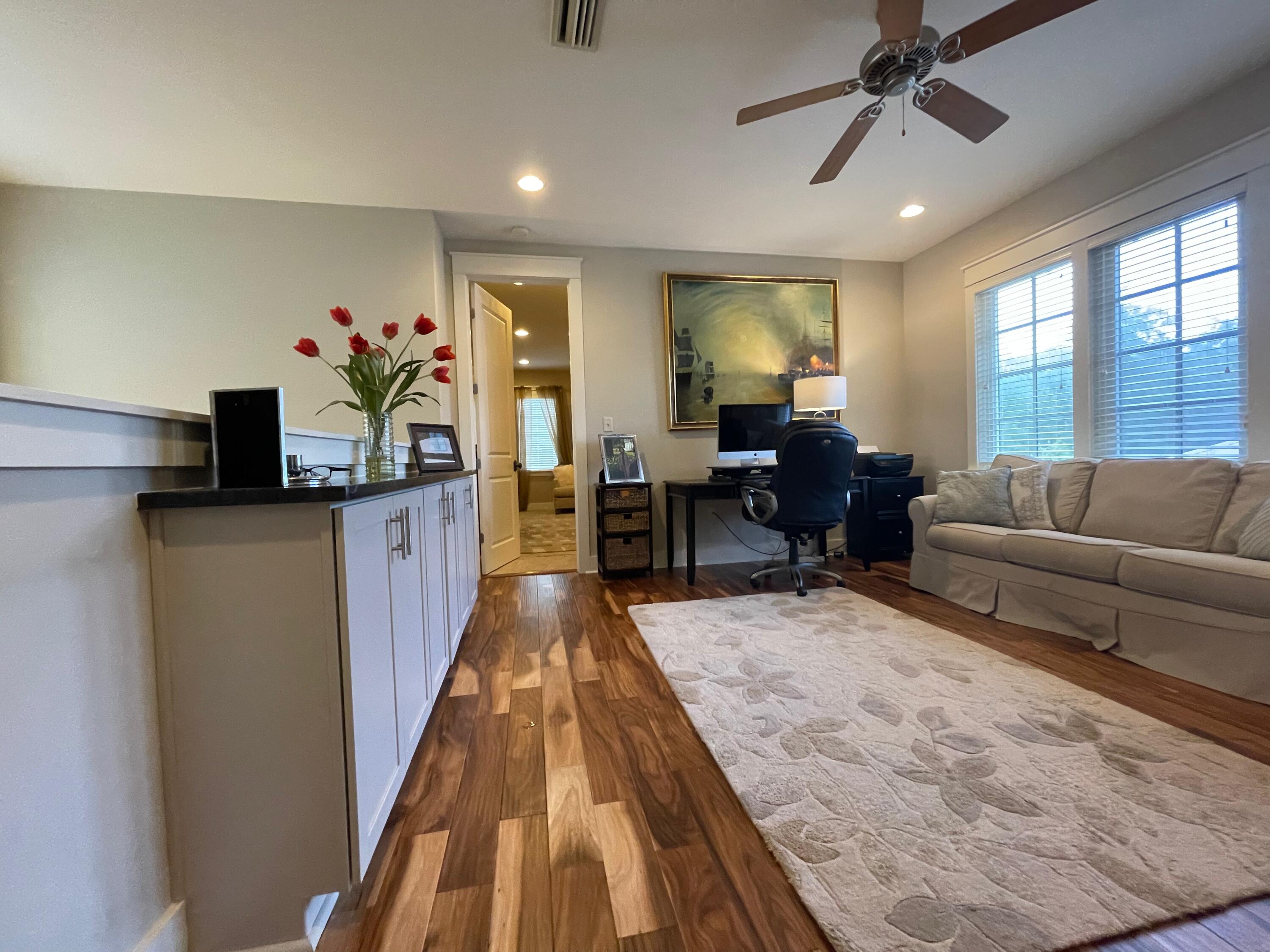 CARSON OAKS - Residential Lease