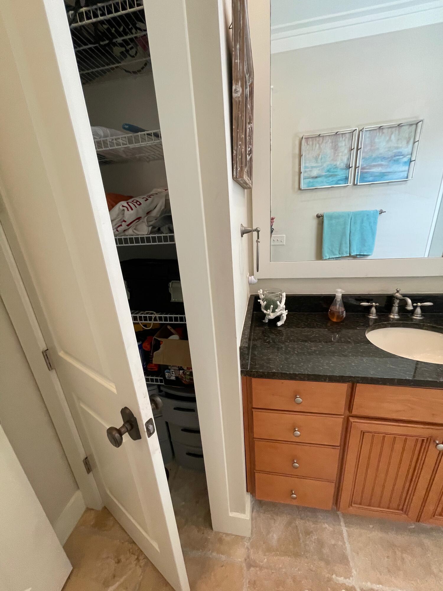 CARSON OAKS - Residential Lease
