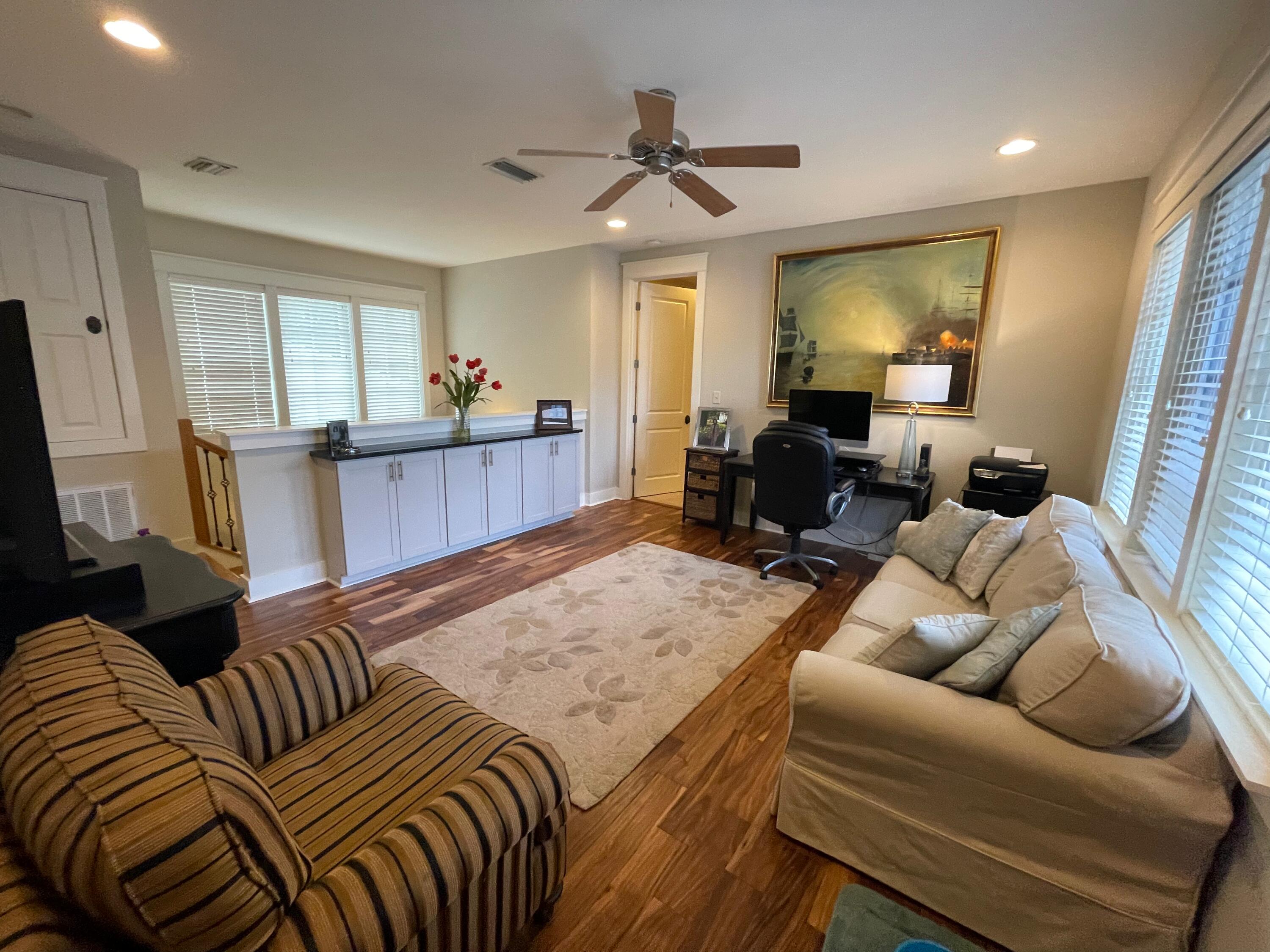 CARSON OAKS - Residential Lease