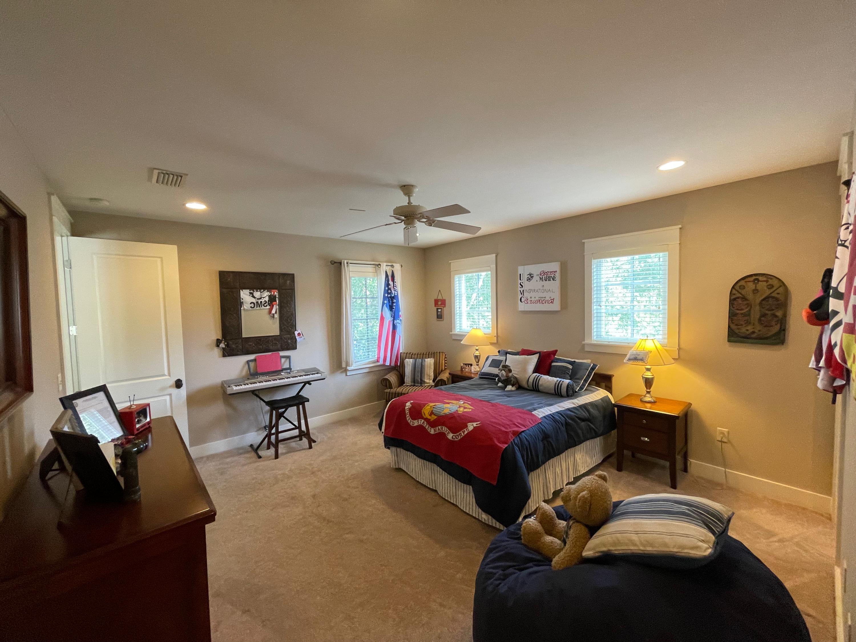CARSON OAKS - Residential Lease