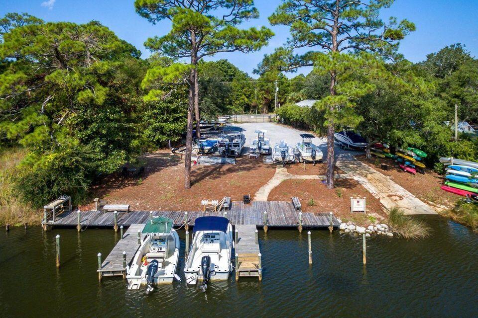 CARSON OAKS - Residential Lease