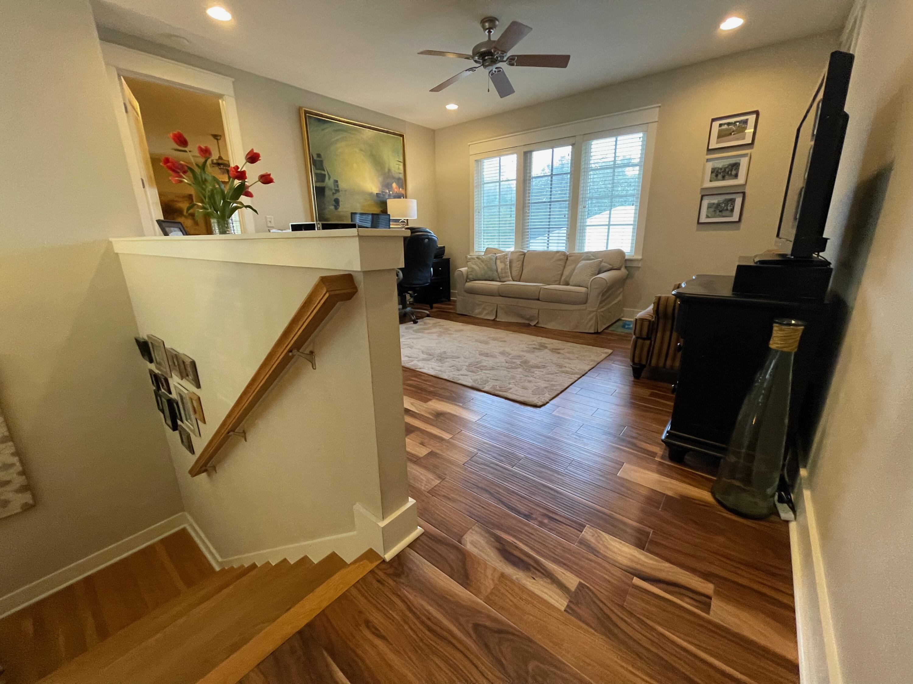 CARSON OAKS - Residential Lease