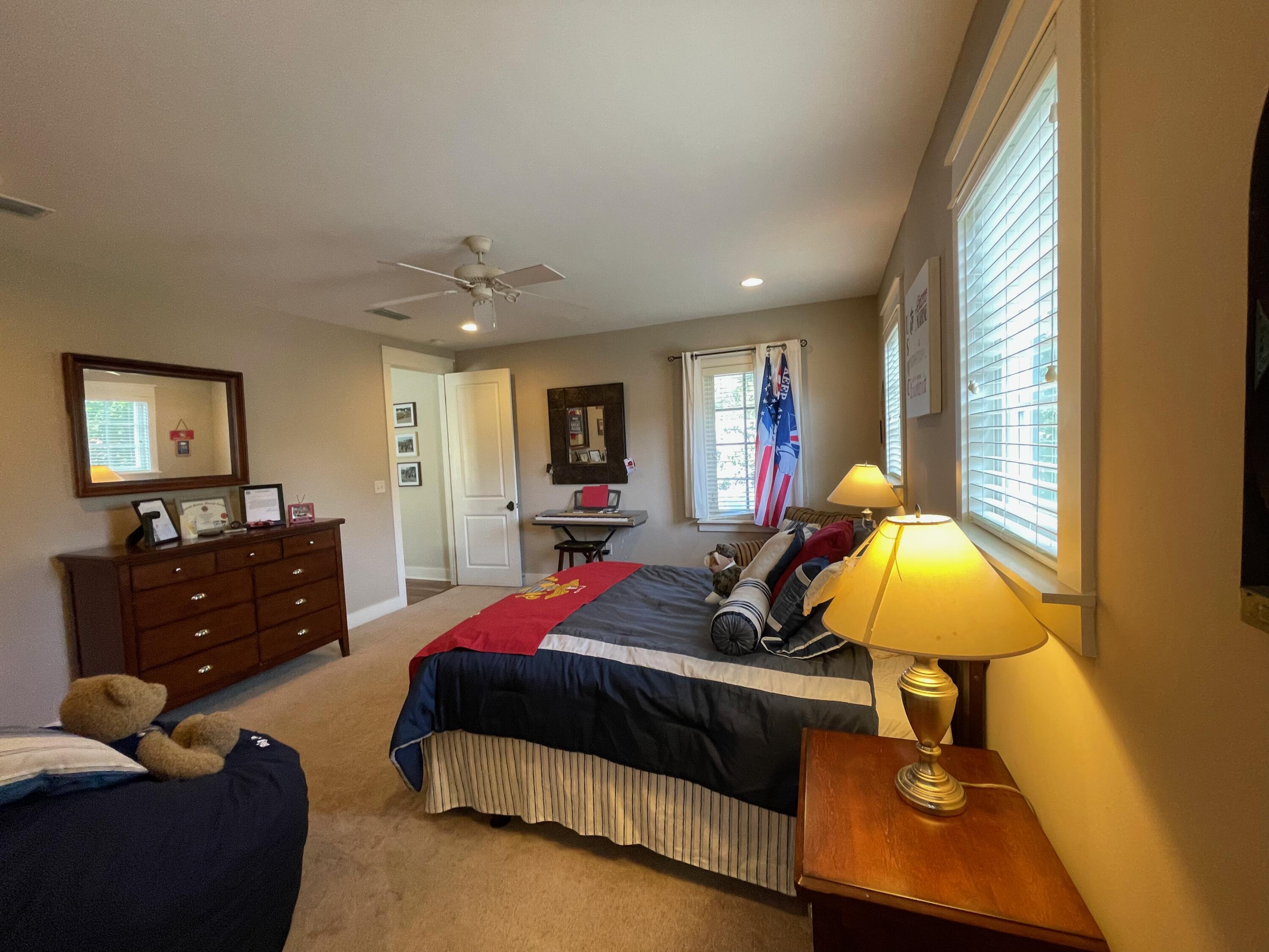 CARSON OAKS - Residential Lease