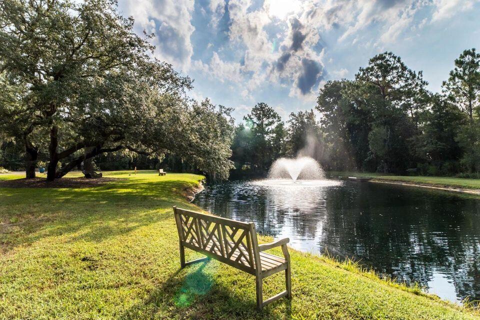 CARSON OAKS - Residential Lease