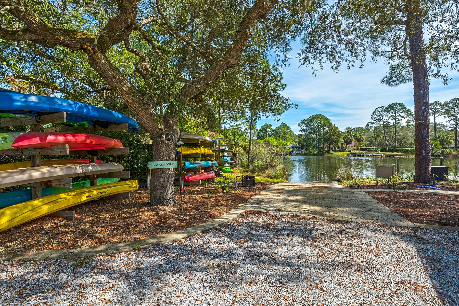 CARSON OAKS - Residential Lease