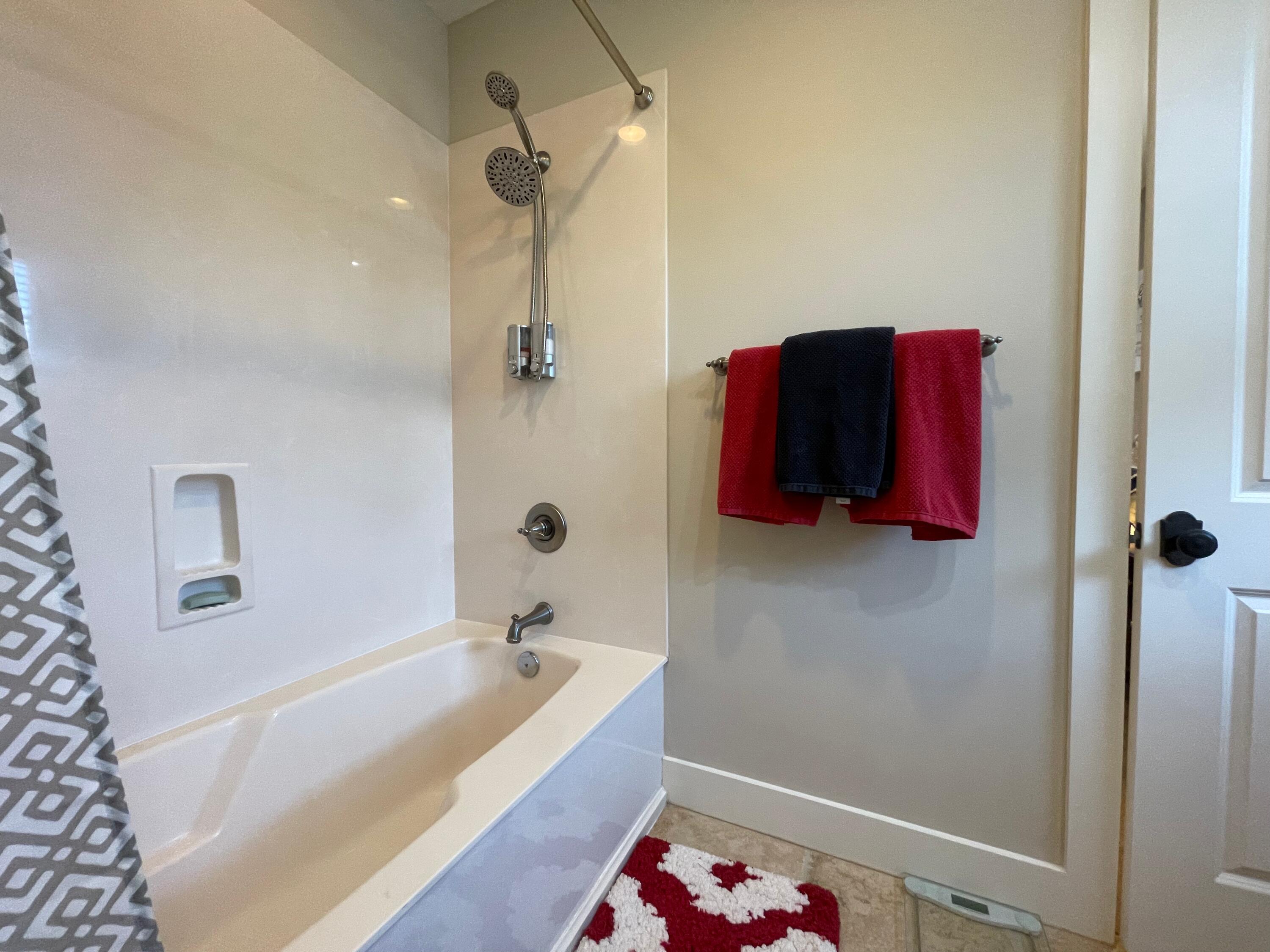 CARSON OAKS - Residential Lease