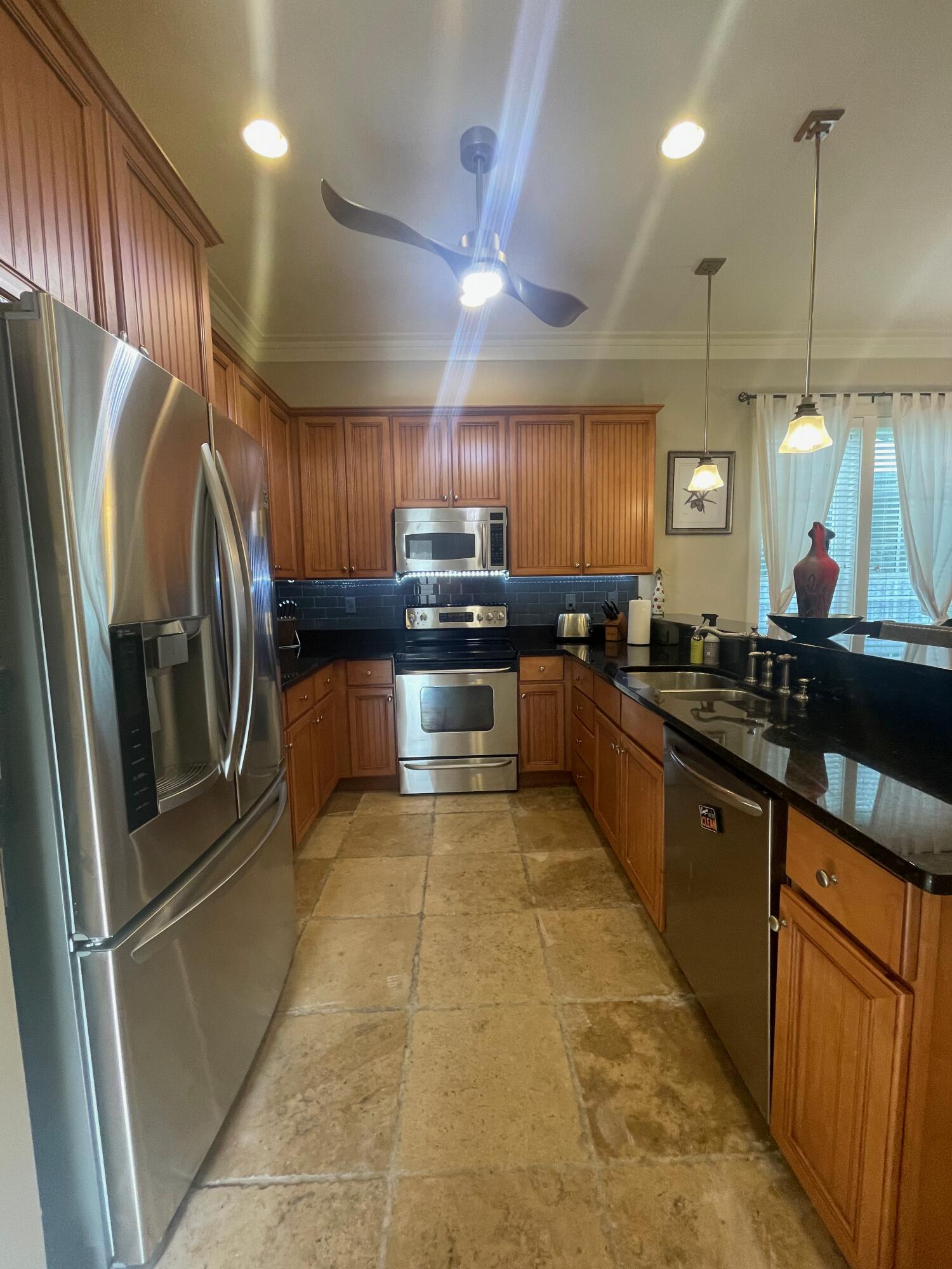 CARSON OAKS - Residential Lease