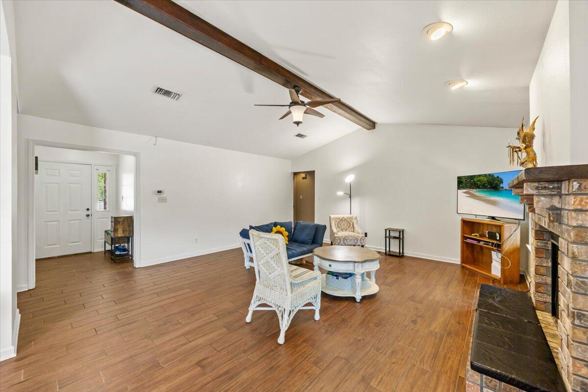 BRIAROAK - Residential