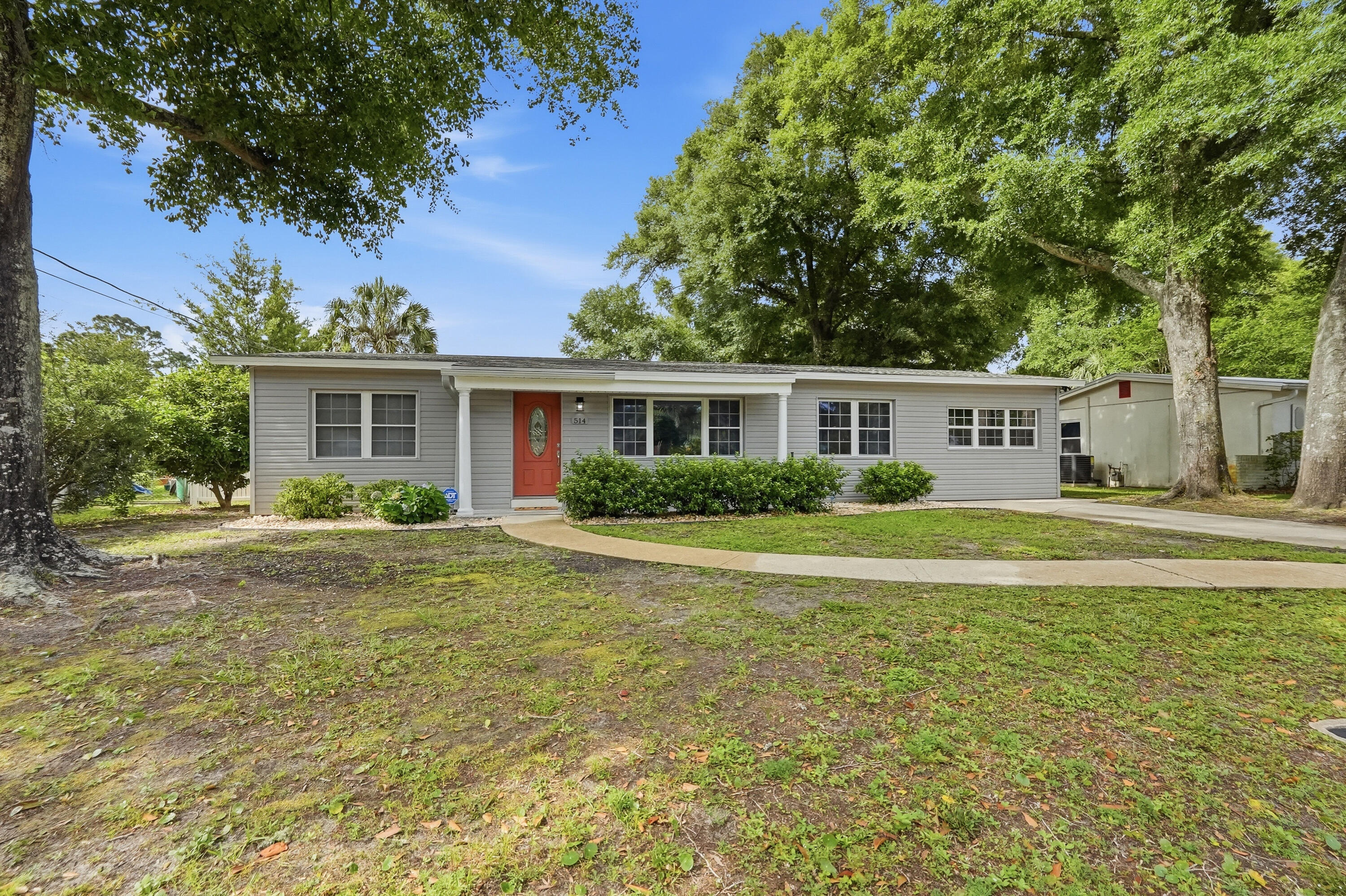 ROSEWOOD HOMES - Residential