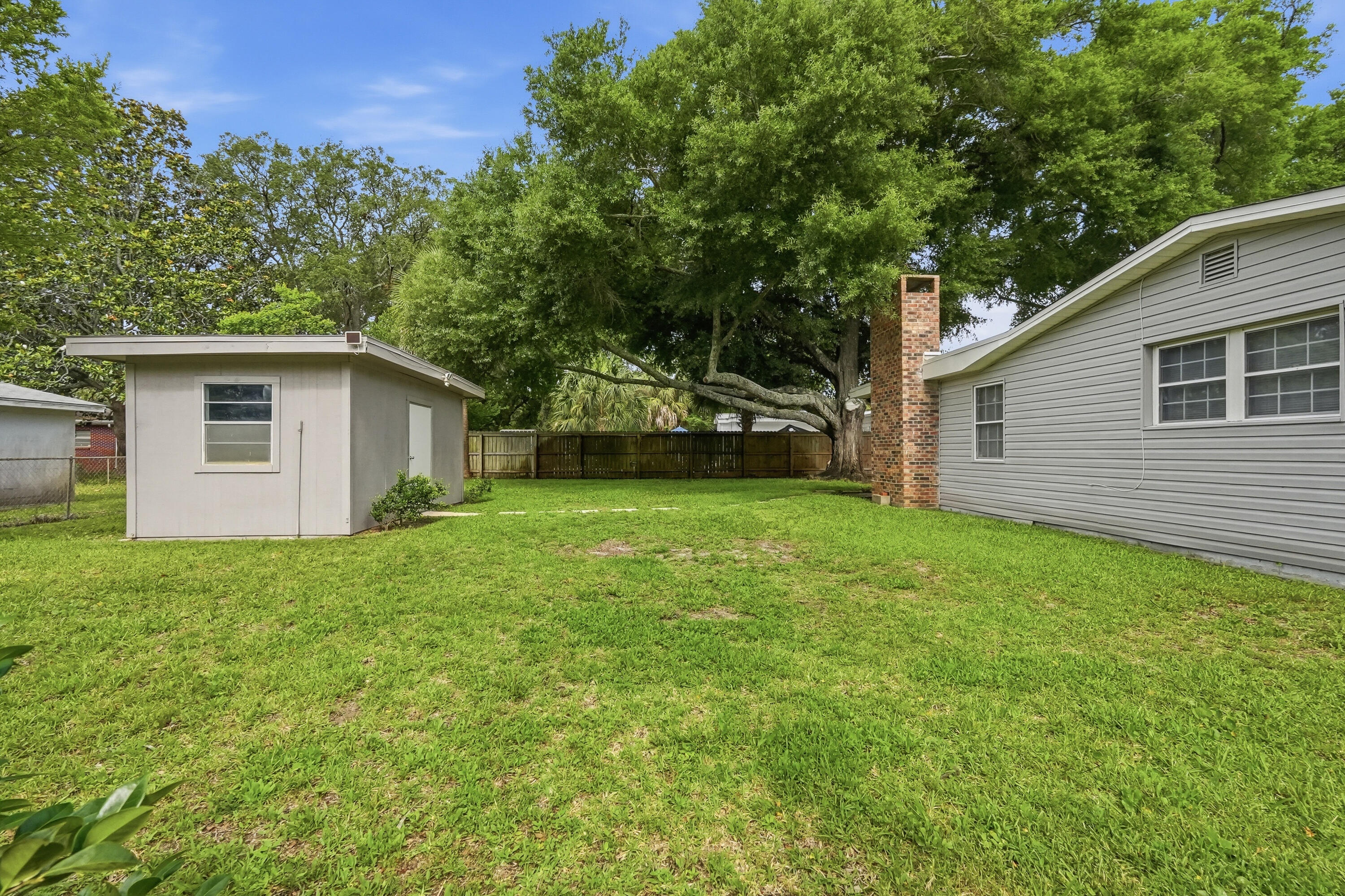 ROSEWOOD HOMES - Residential