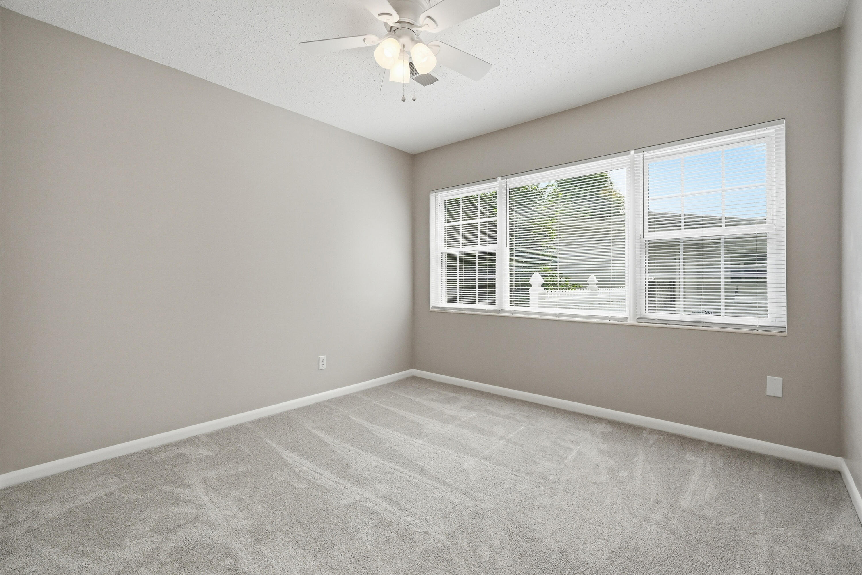 ROSEWOOD HOMES - Residential