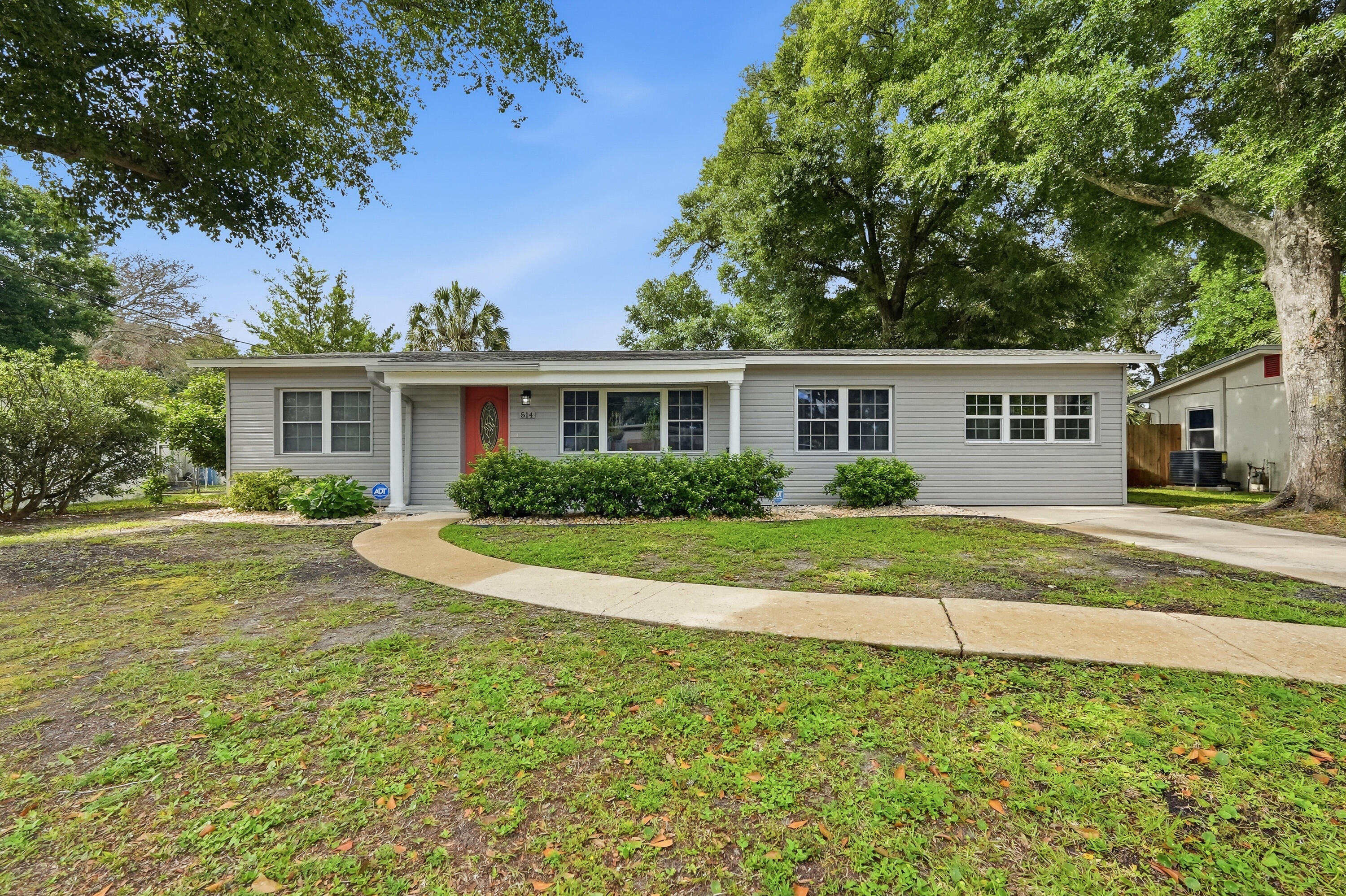 ROSEWOOD HOMES - Residential