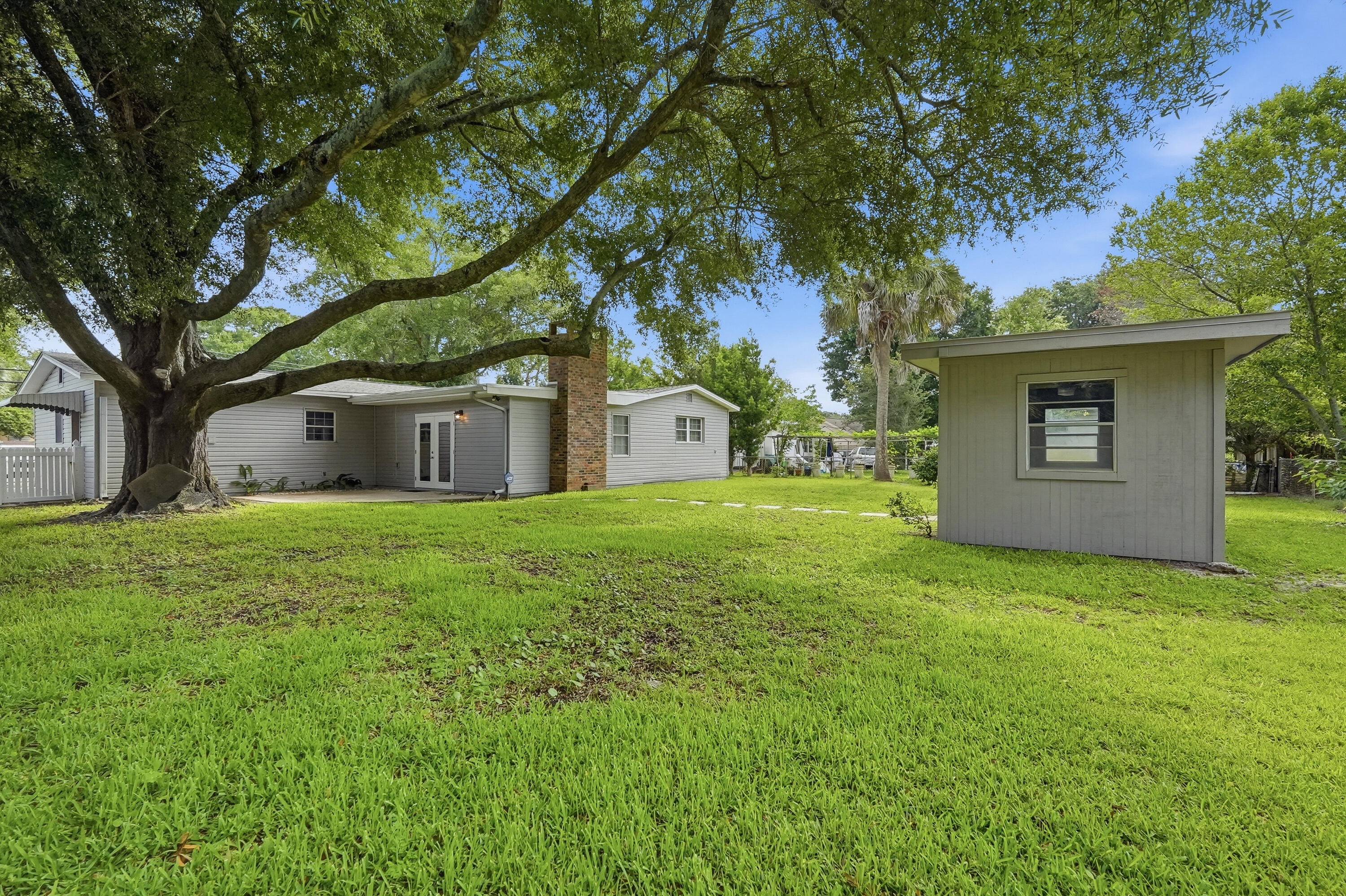 ROSEWOOD HOMES - Residential