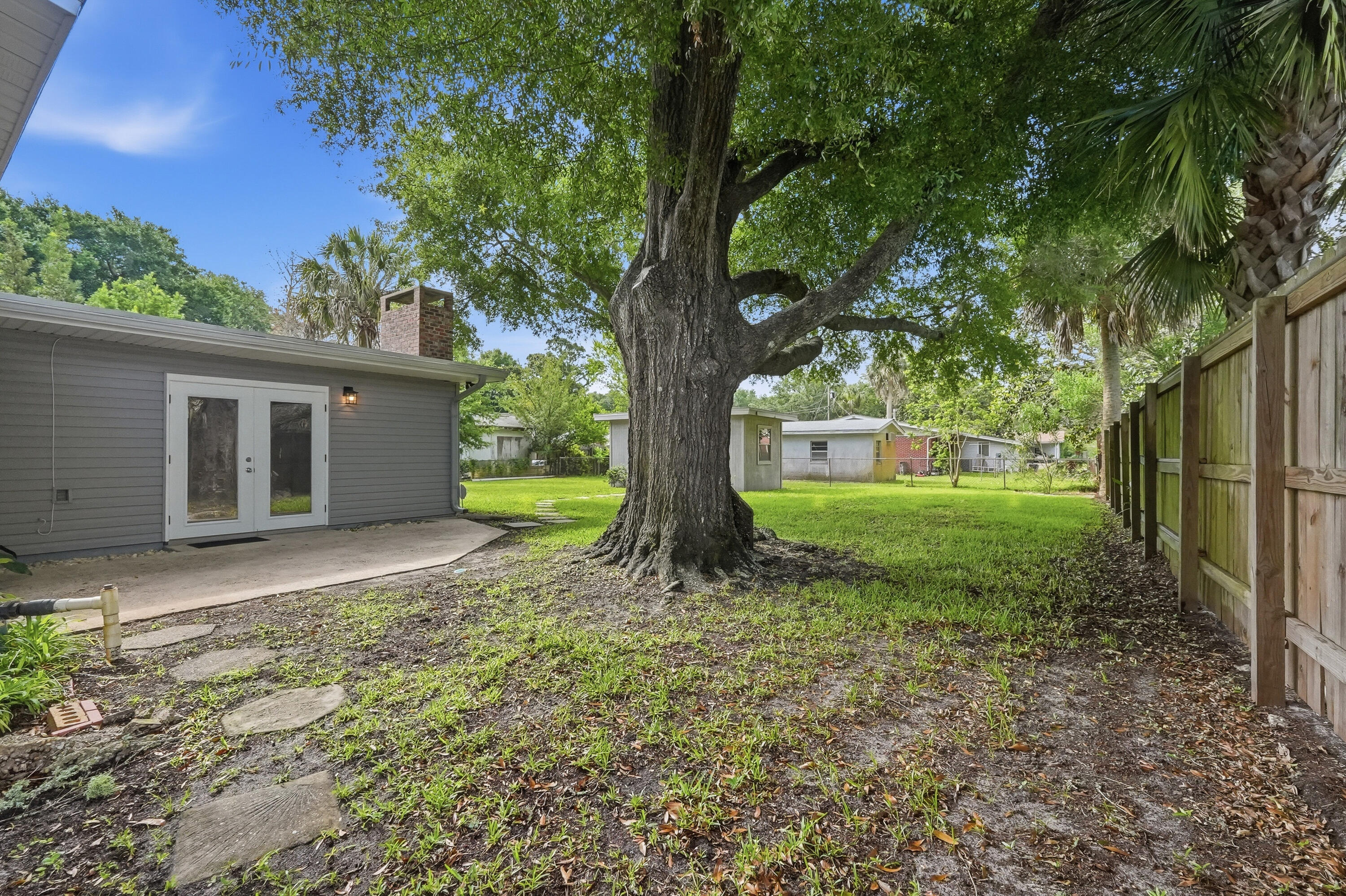 ROSEWOOD HOMES - Residential