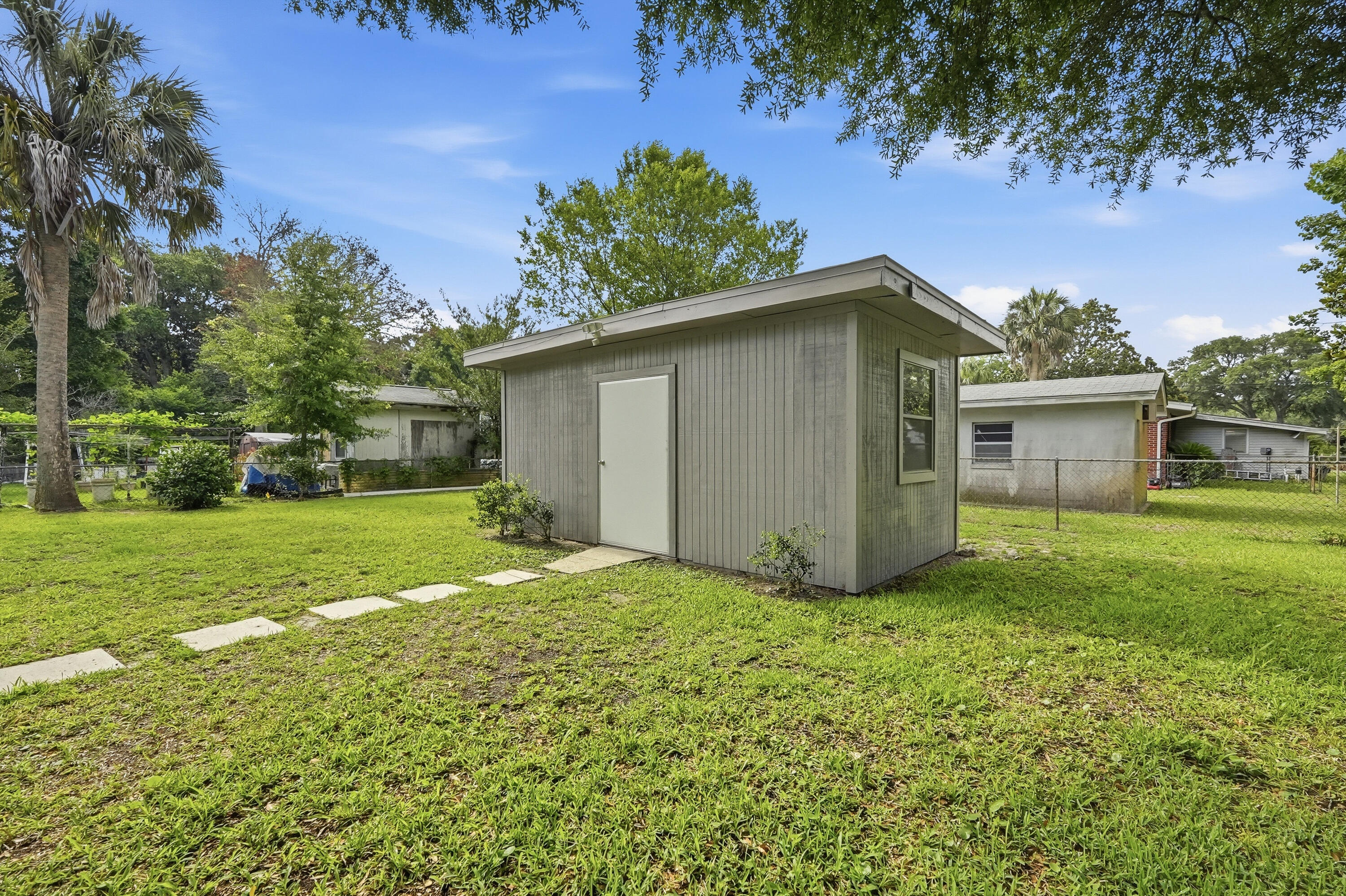 ROSEWOOD HOMES - Residential