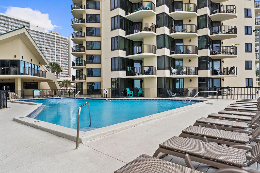 SUNBIRD CONDO - Residential