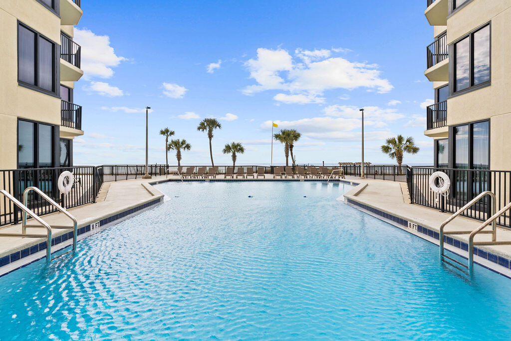 SUNBIRD CONDO - Residential