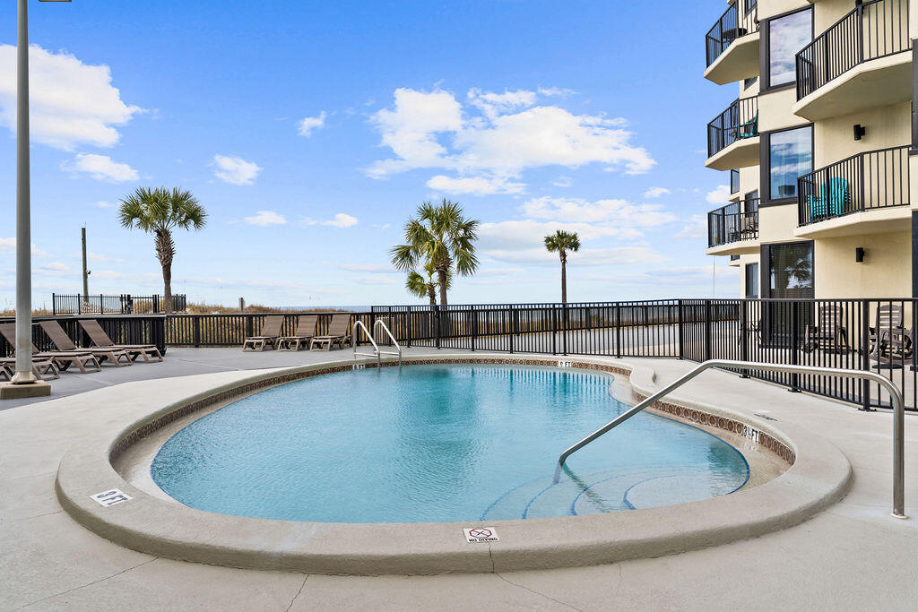 SUNBIRD CONDO - Residential