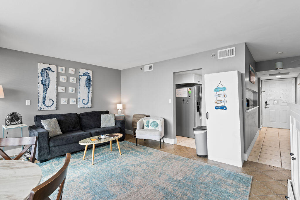 SUNBIRD CONDO - Residential