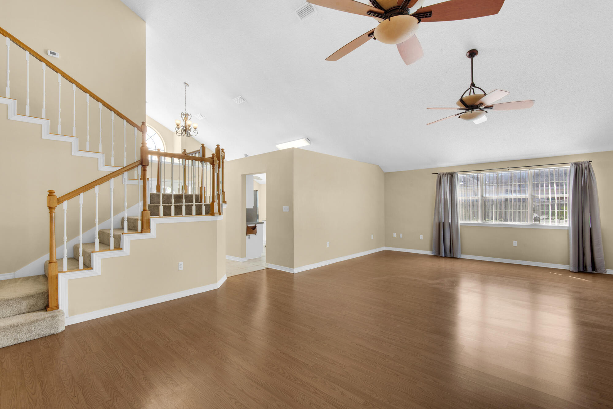 SHALIMAR COMMONS - Residential Lease