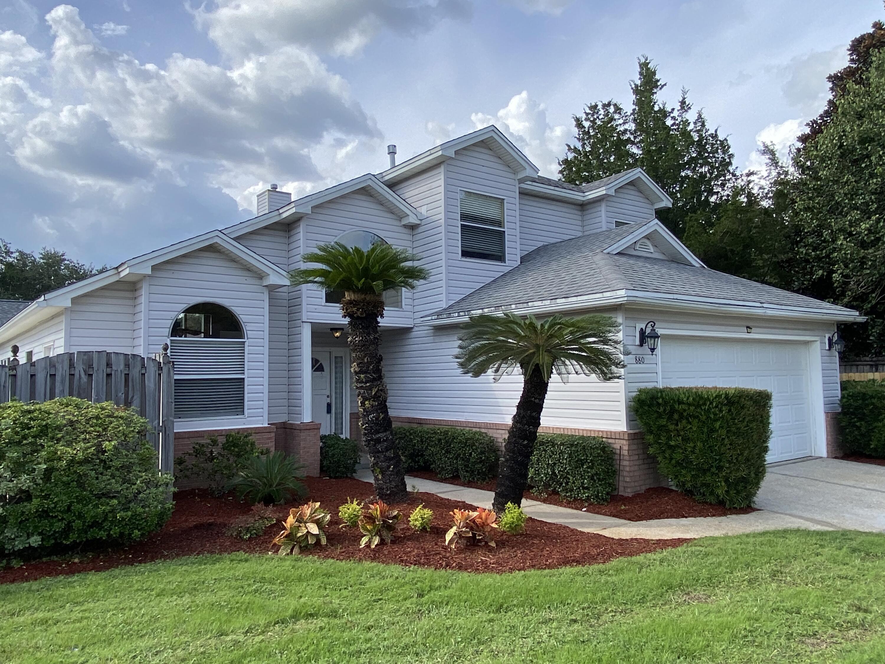SHALIMAR COMMONS - Residential Lease