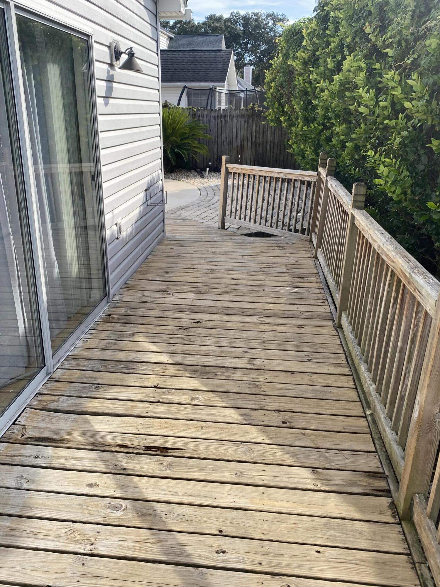 SHALIMAR COMMONS - Residential Lease